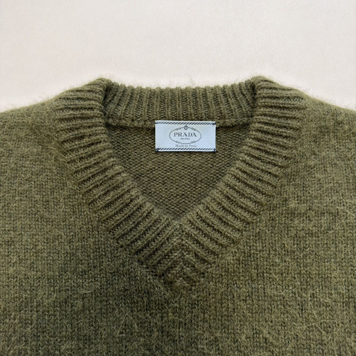 Prada A/W 10 ‘Moss Green’ Alpaca Wool Sweater Size US M / EU 48-50 / 2 - 3 Thumbnail