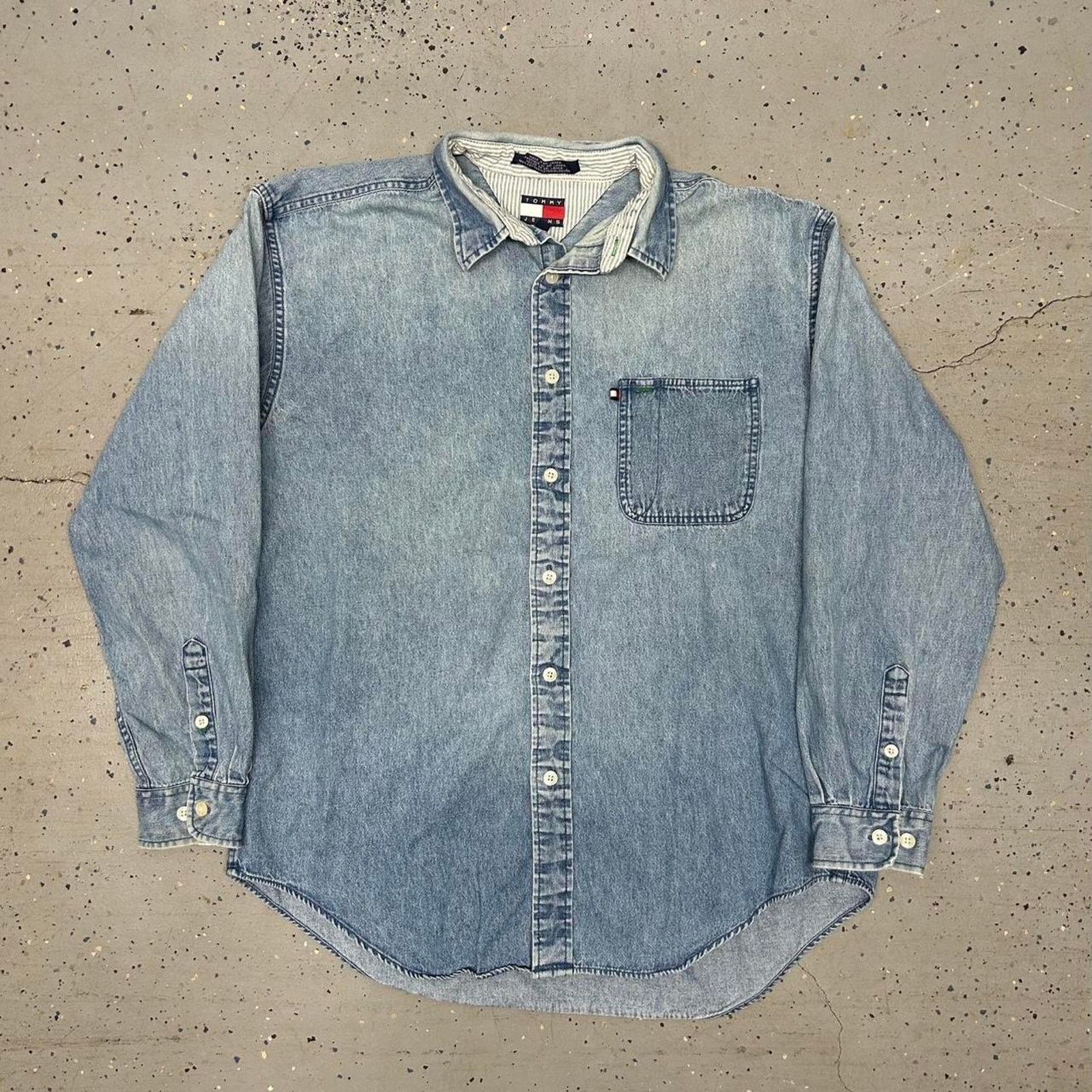 Tommy Hilfiger Vtg tommy hilfiger denim shirt Size US L / EU 52-54 / 3 - 1 Thumbnail