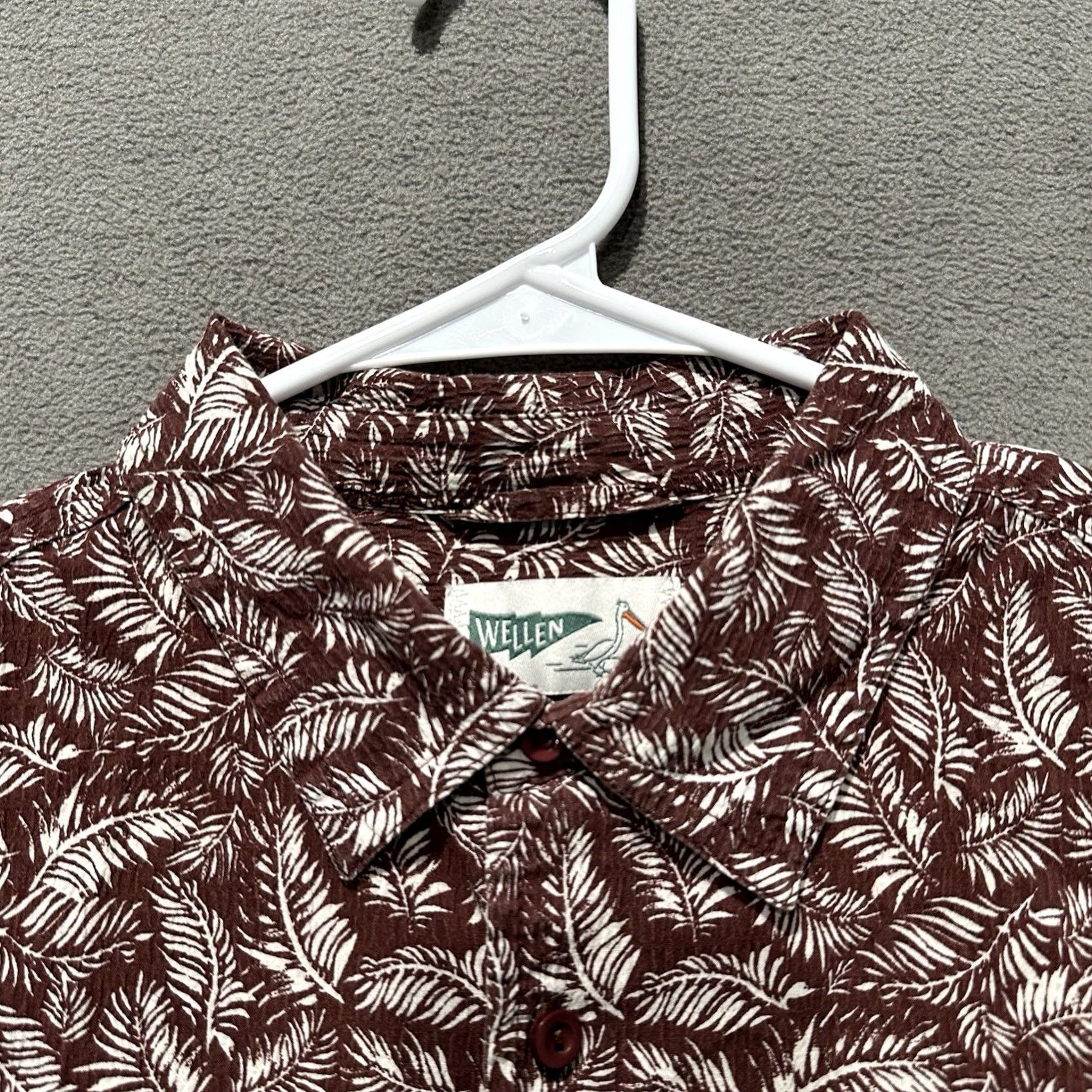 Vintage Wellen Shirt Mens Medium Burgundy Rojo Palm Crinkle Cotton Easy Short Sleeve EUC Size US M / EU 48-50 / 2 - 5 Thumbnail