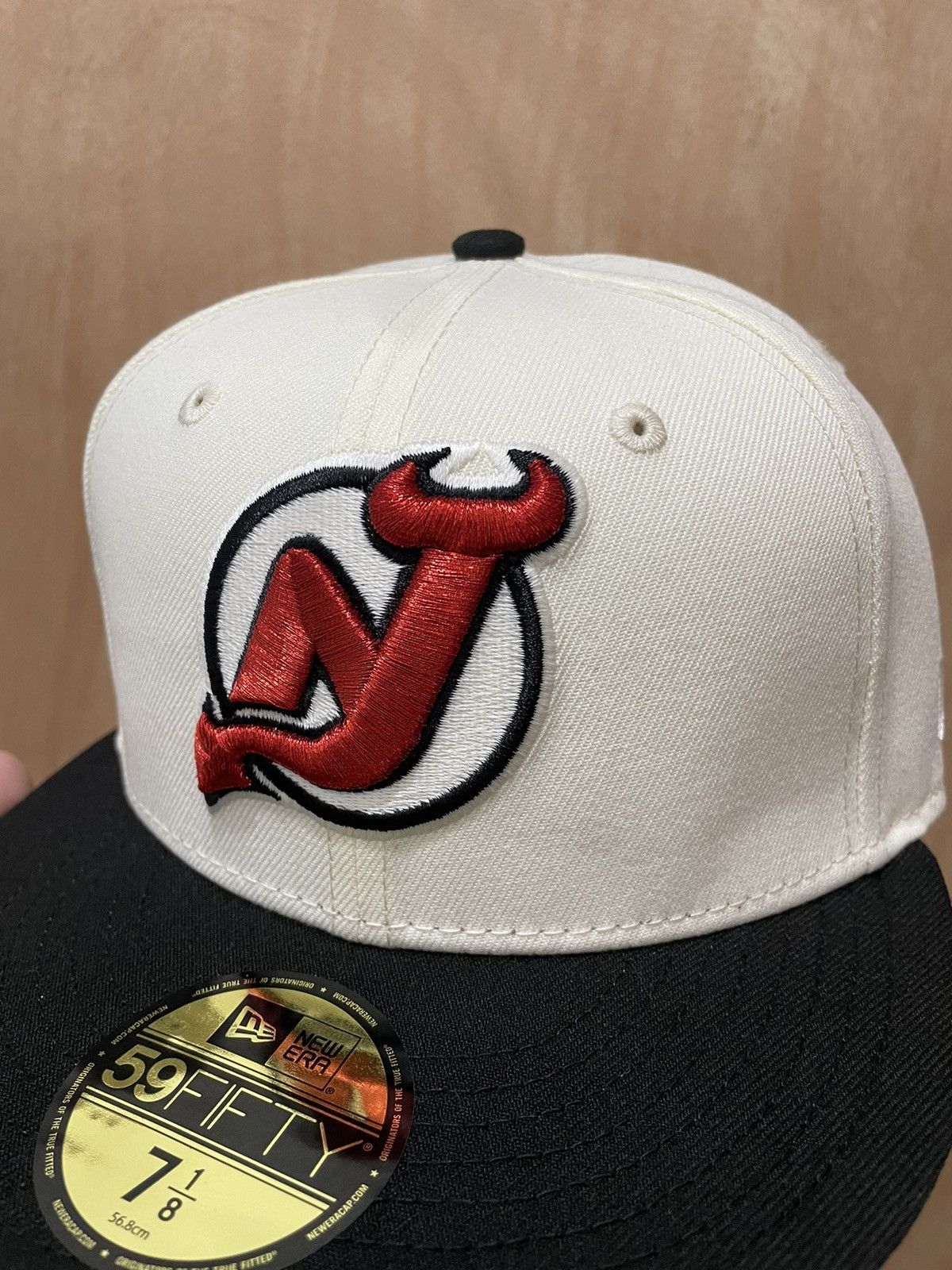New Era Ecap city New Jersey devils off white 30 years patch 7 1/8 Size ONE SIZE - 3 Thumbnail