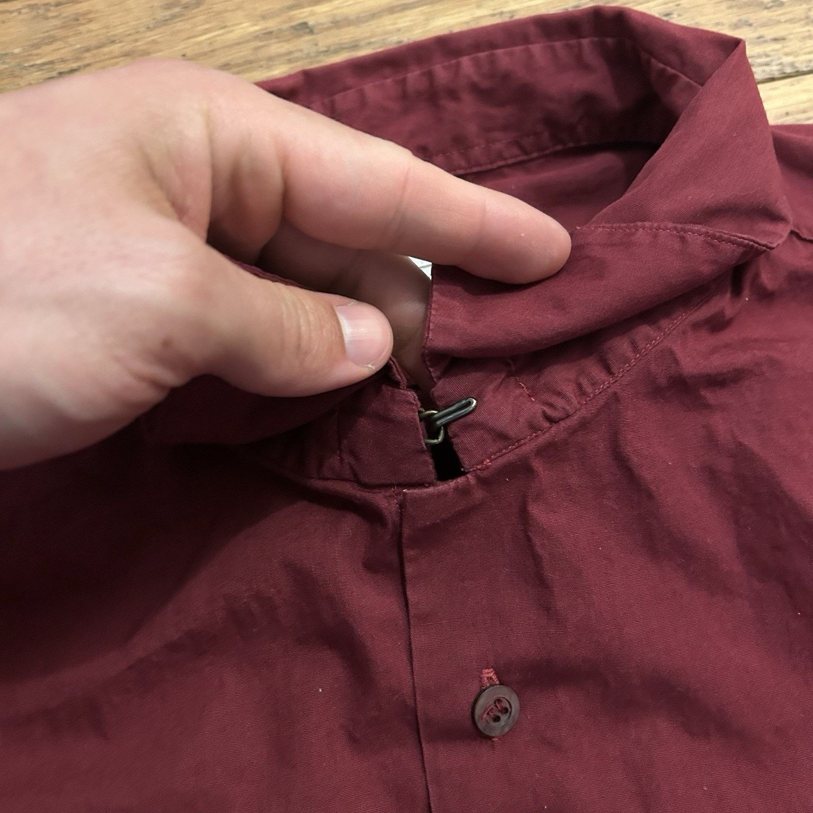 Dries Van Noten Hook Clasp Red Elastic Sleeve Patch Button Up Shirt 54 Size US XL / EU 56 / 4 - 4 Thumbnail