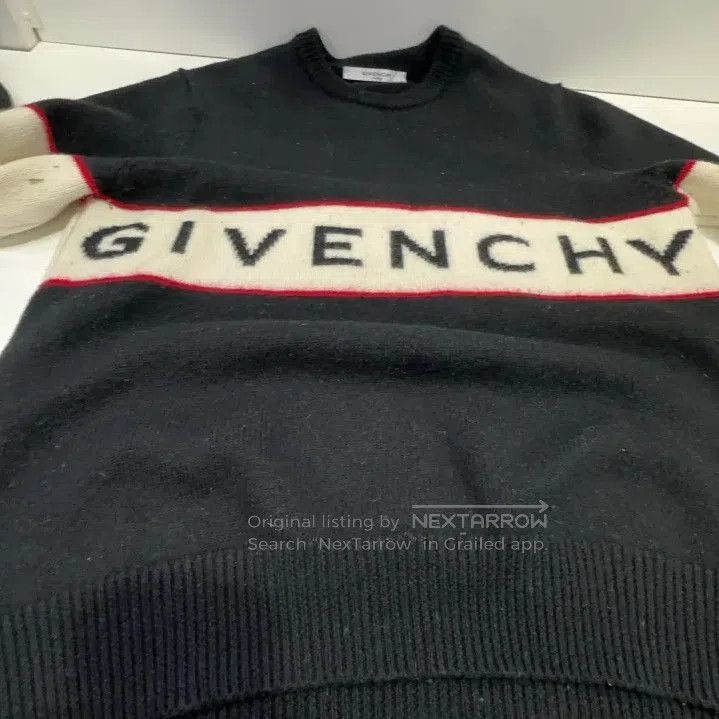 Givenchy Givenchy Men's Striped Band Crewneck Knit Sweater. Size US L / EU 52-54 / 3 - 8 Thumbnail