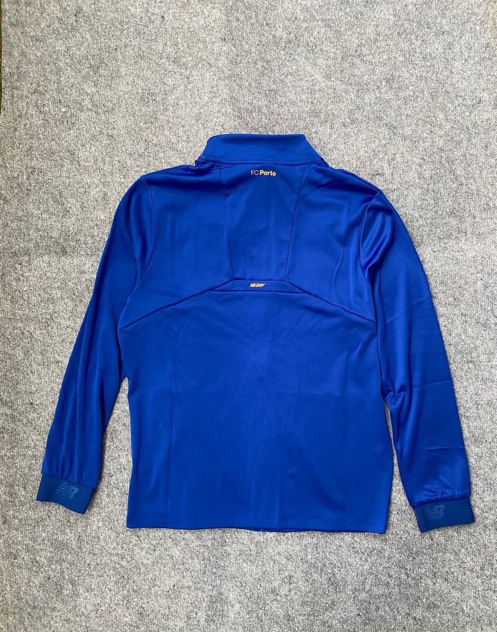 New Balance New Balance FC Porto 2024/25 Sports/Training hoodie size L Size US L / EU 52-54 / 3 - 10 Thumbnail