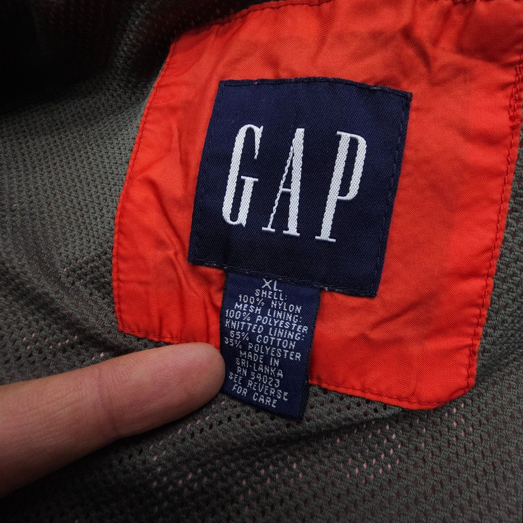 Gap Vtg GAP Thermal Lined WIndbreaker Vest Mens XL Orange 90s Camp Gorpcore Windbreaker Full Zip Lined 2000s Size US XL / EU 56 / 4 - 4 Thumbnail