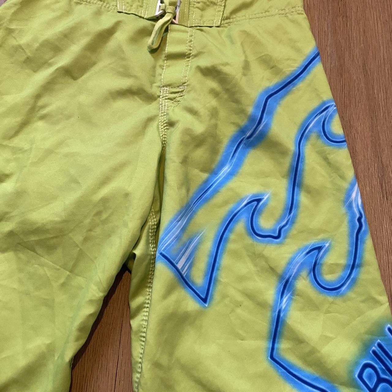 Billabong Billabong board shorts with blue and green waves Size US S / EU 44-46 / 1 - 4 Thumbnail