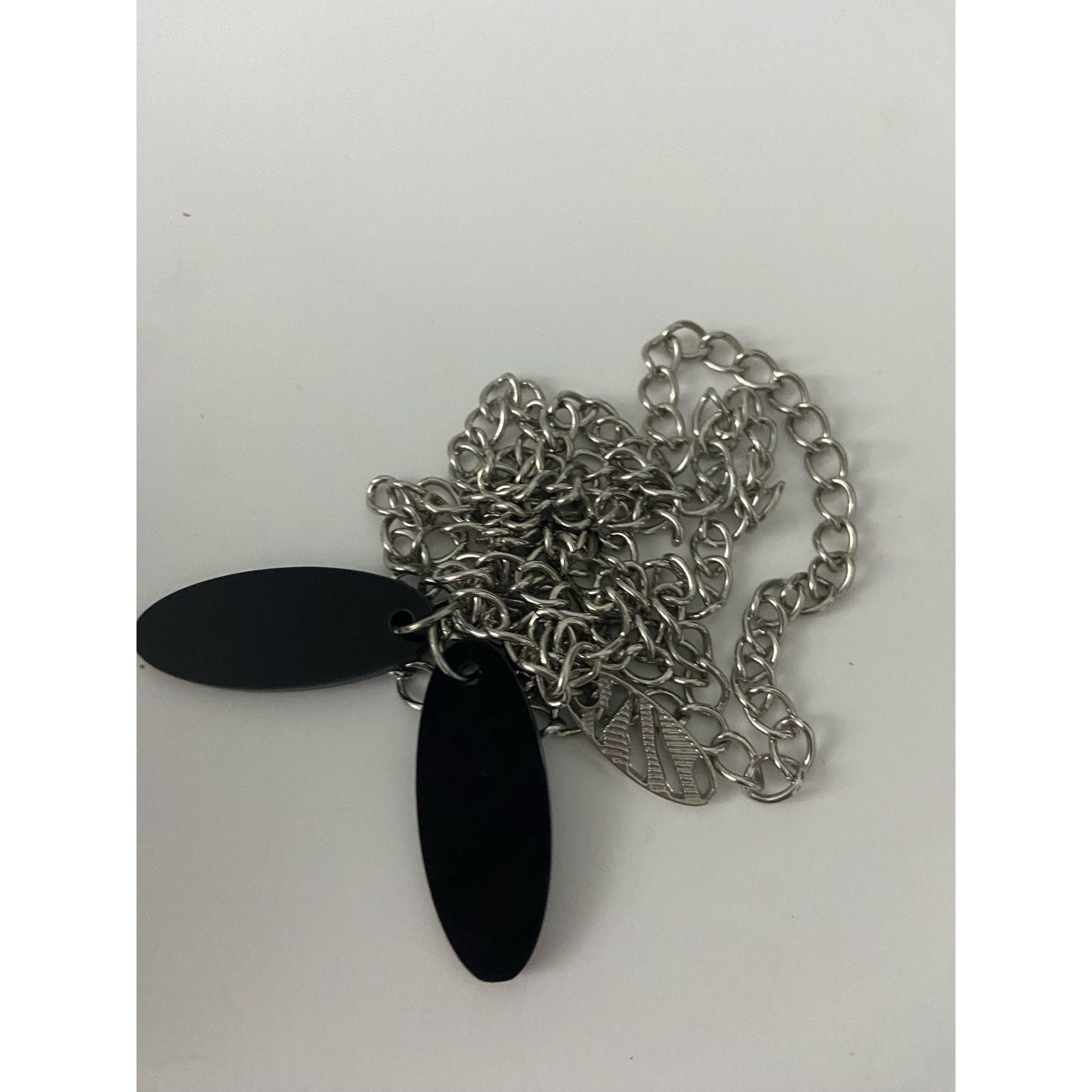 Other long chain necklace with surfboard style charms Size ONE SIZE - 5 Thumbnail