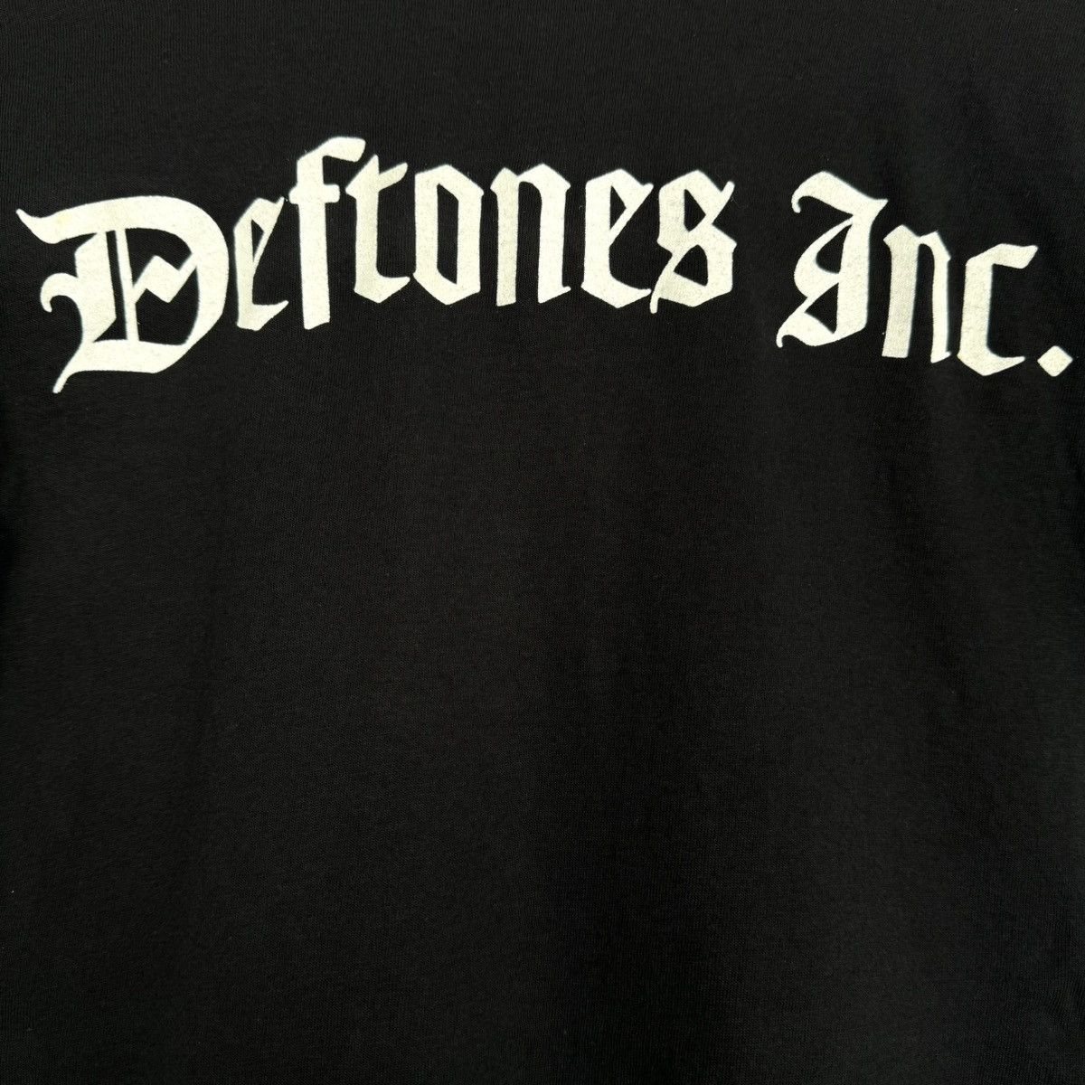 Band Tees Vintage 2000 Deftones ‘Deftones Inc.’ Rare Euro T Shirt Size US S / EU 44-46 / 1 - 5 Thumbnail