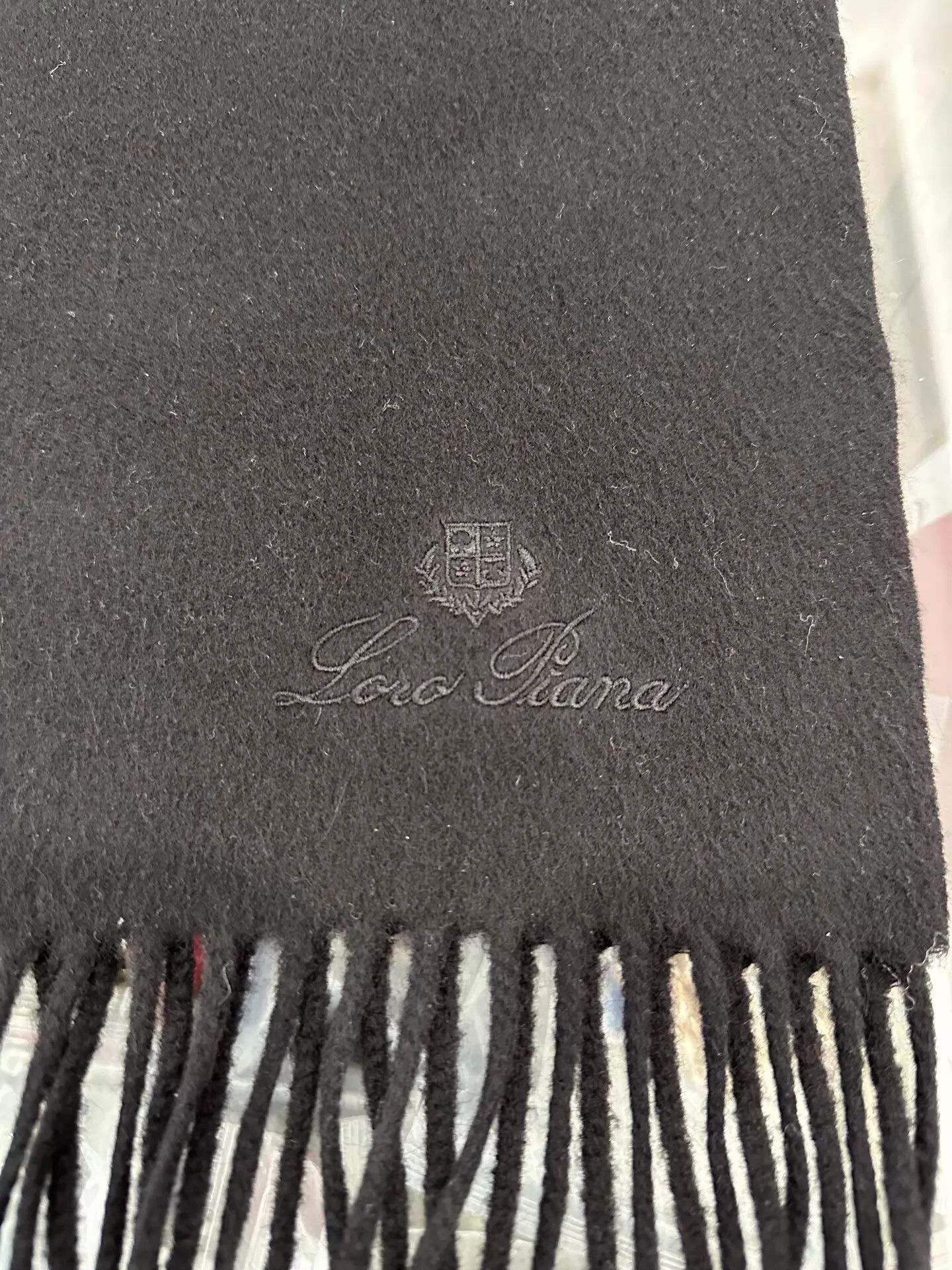 Loro Piana Loro Piana Black Embroidered Badge Logo Cashmere Scarf Size ONE SIZE - 5 Thumbnail