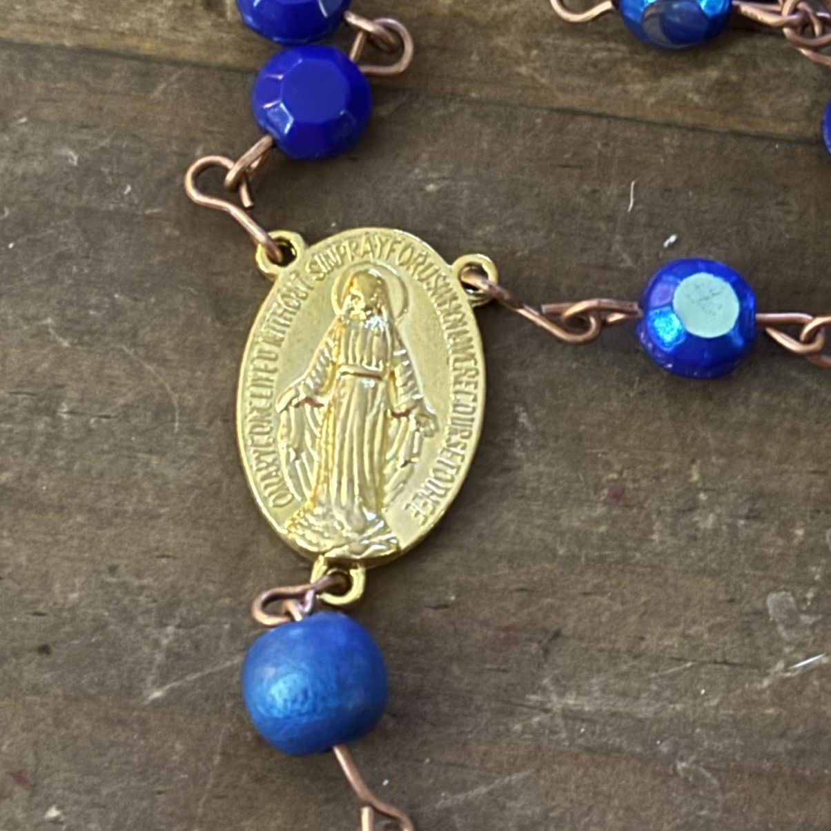 Vintage Vintage iridescent blue crystal rosary Size ONE SIZE - 3 Thumbnail