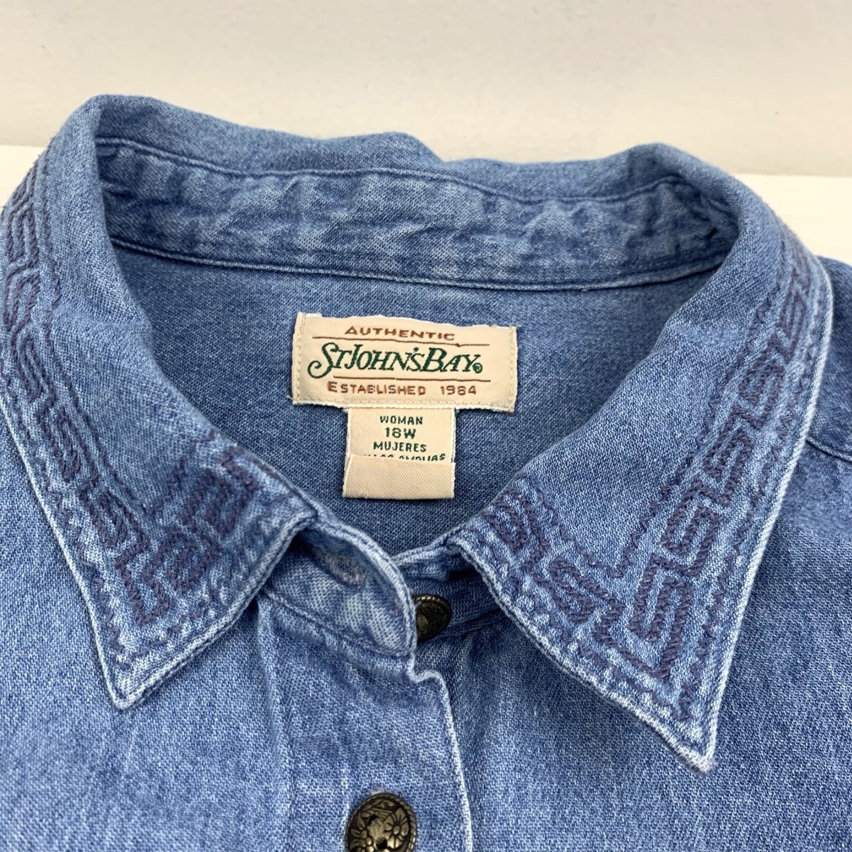 Vintage VINTAGE St. Johns Bay Denim Button Up Shirt Womens 18w Blue Embroidered 90s Y2K Shirt Womens 18w Blue Embroidered 90s Y2K Size XXL / US 16-18 / IT 52-54 - 3 Thumbnail