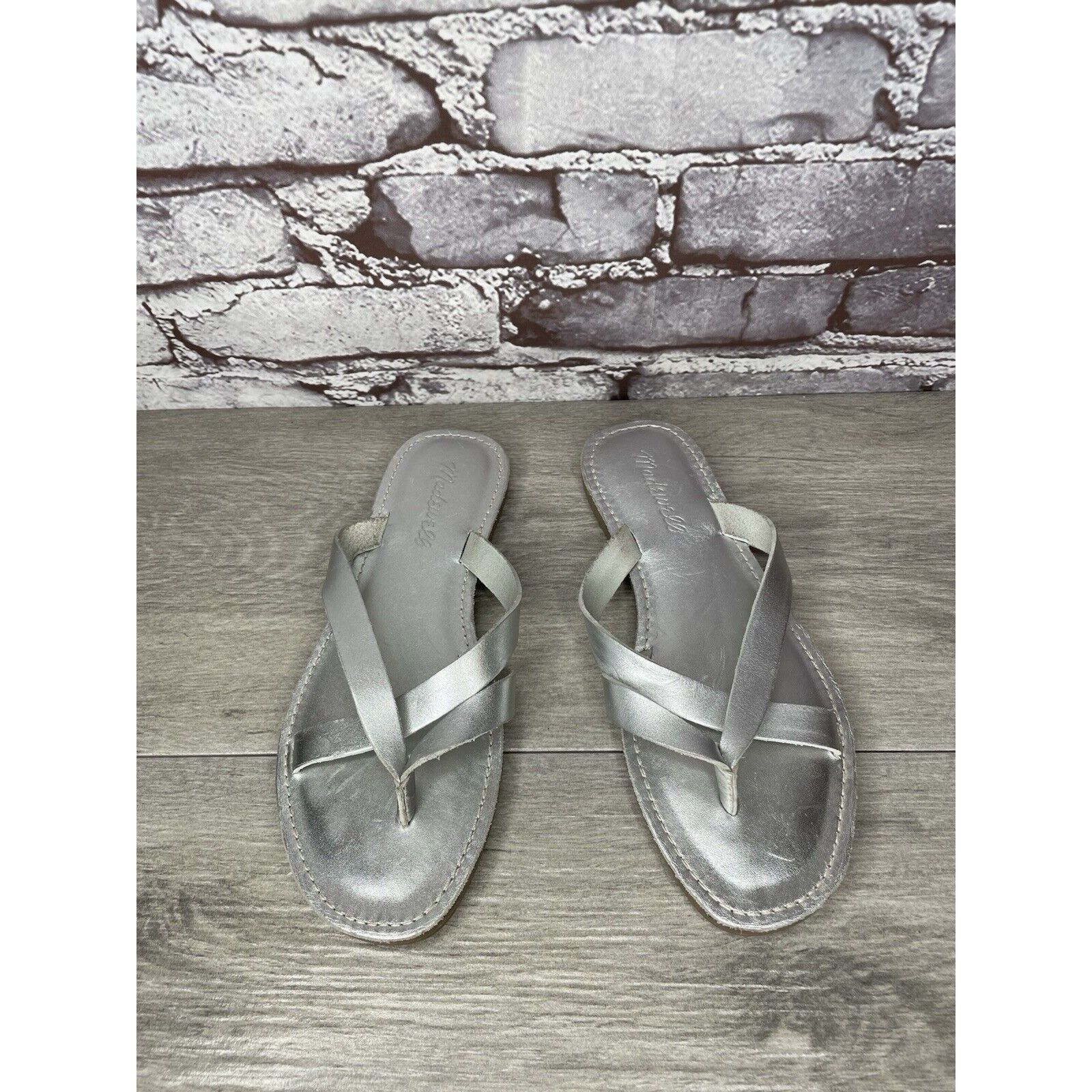 Madewell Madewell Boardwalk Silver Metallic Leather Thong Sandals Wom Size US 6.5 / IT 36.5 - 9 Thumbnail
