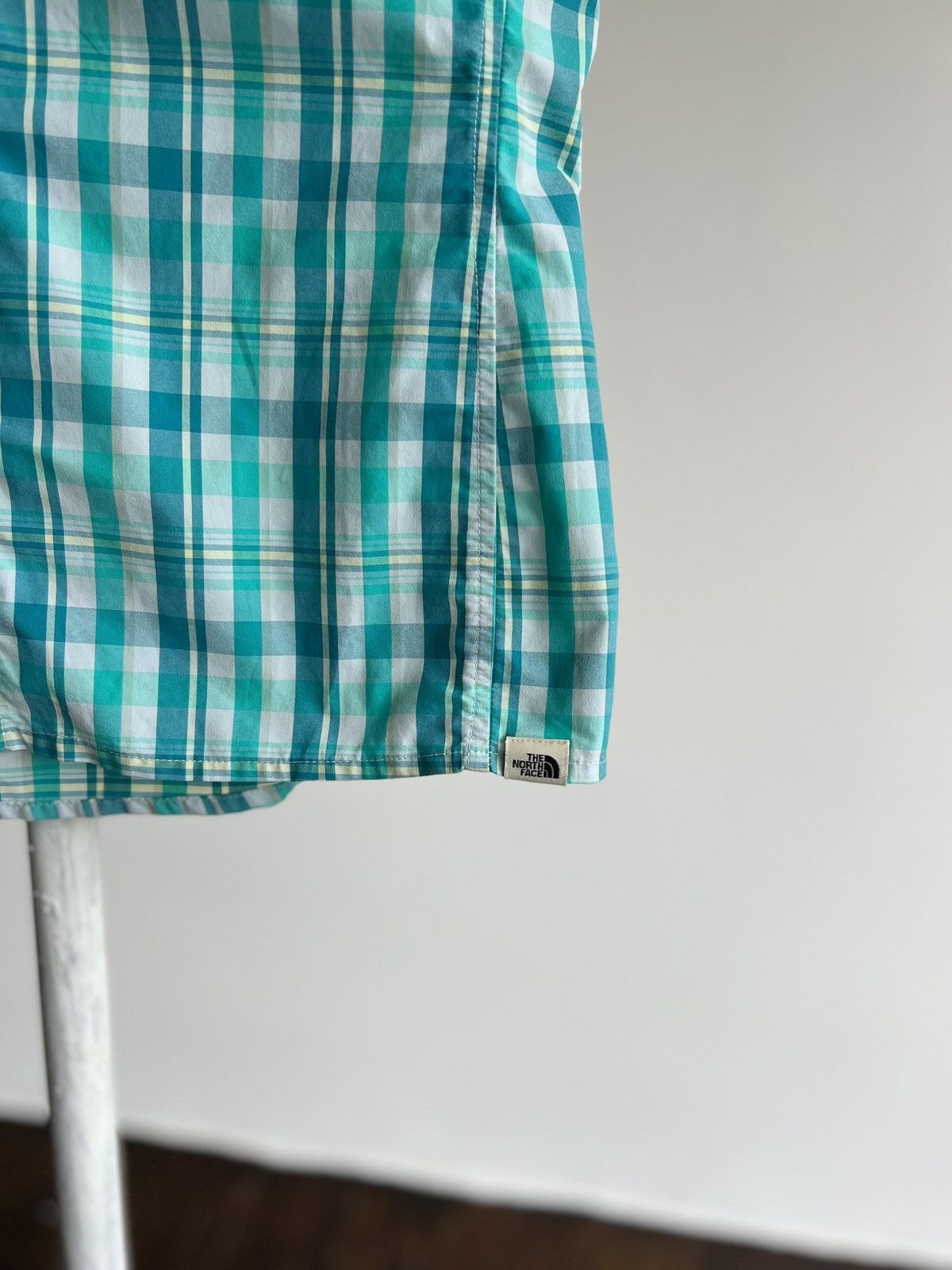 The North Face The North Face Women’s Aqua White Plaid Button Shirt Pockets Size M / US 6-8 / IT 42-44 - 6 Thumbnail