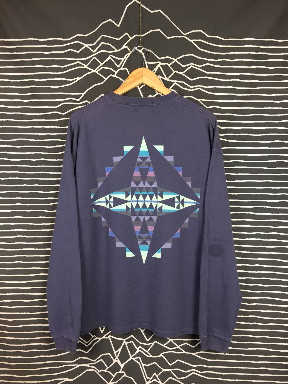 Pendleton × Vintage Vtg Pendleton Woolen Mills Navajo Aztec Style Longsleeve Tee Size US L / EU 52-54 / 3 - 1 Thumbnail