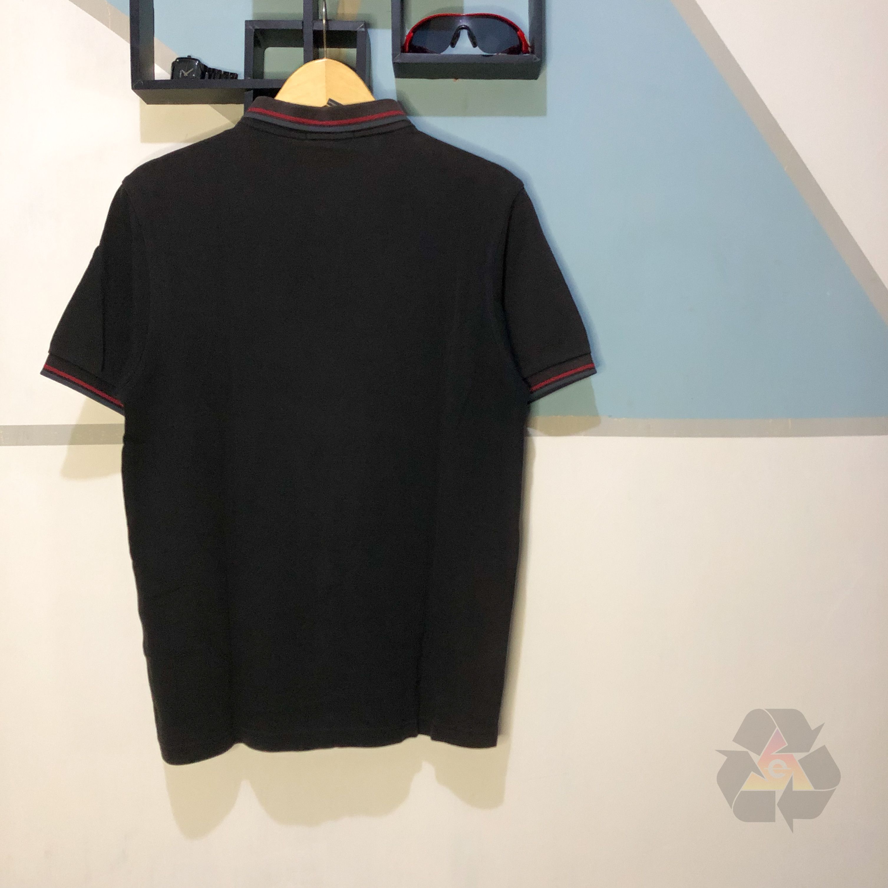 Fred Perry × Vintage Fred Perry Polo Shirt Black On Black Y2K Size US M / EU 48-50 / 2 - 9 Thumbnail