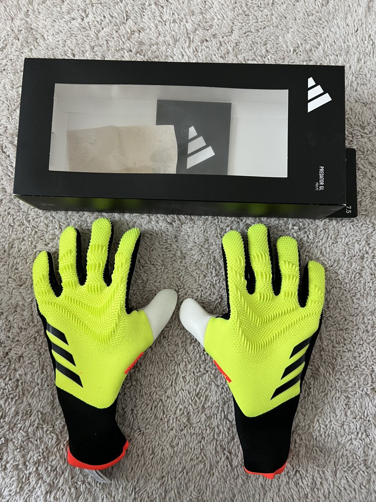 Adidas adidas PREDATOR PRO GL P GOALKEEPER Gloves Solar Yellow $160 Size ONE SIZE - 1 Thumbnail
