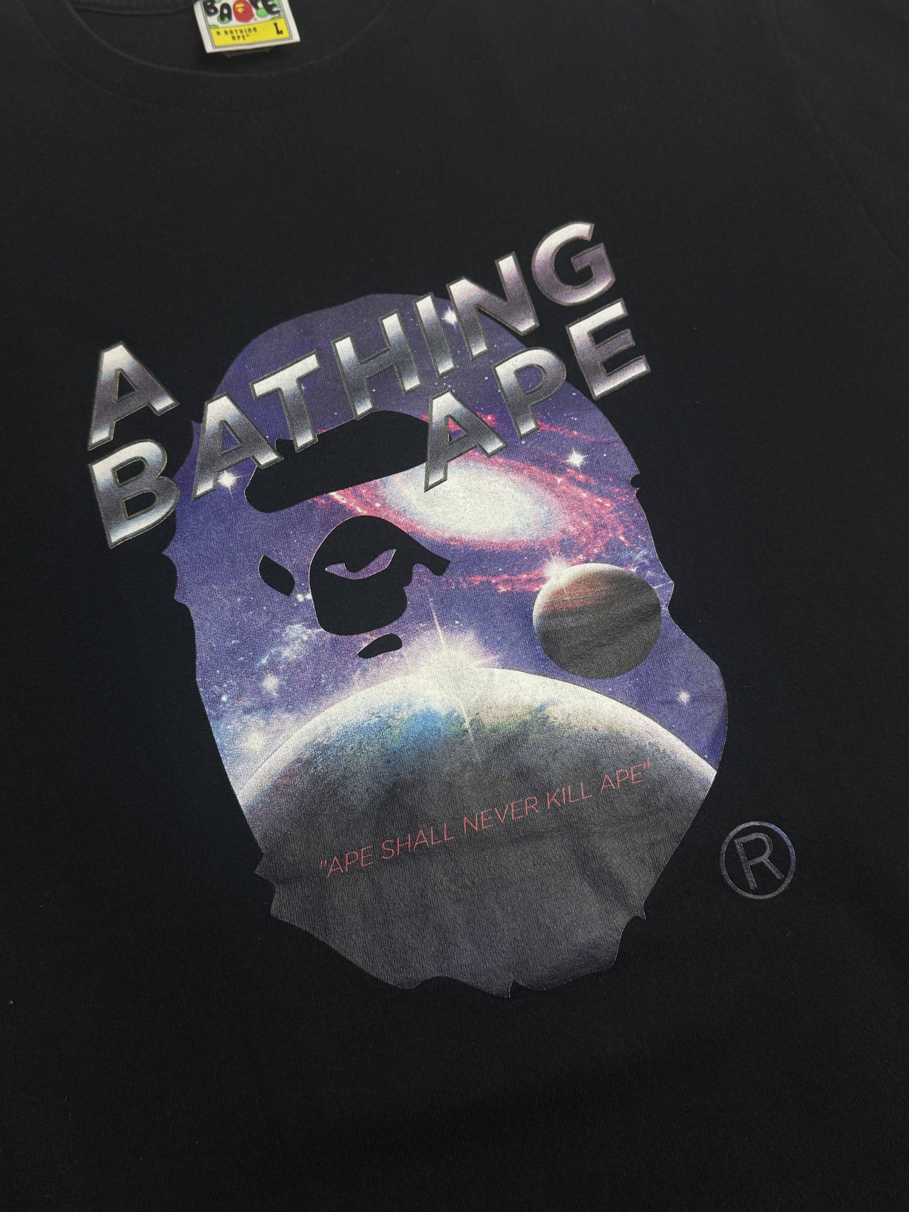 Bape SS21 Bape galaxy tshirt Size US L / EU 52-54 / 3 - 3 Thumbnail