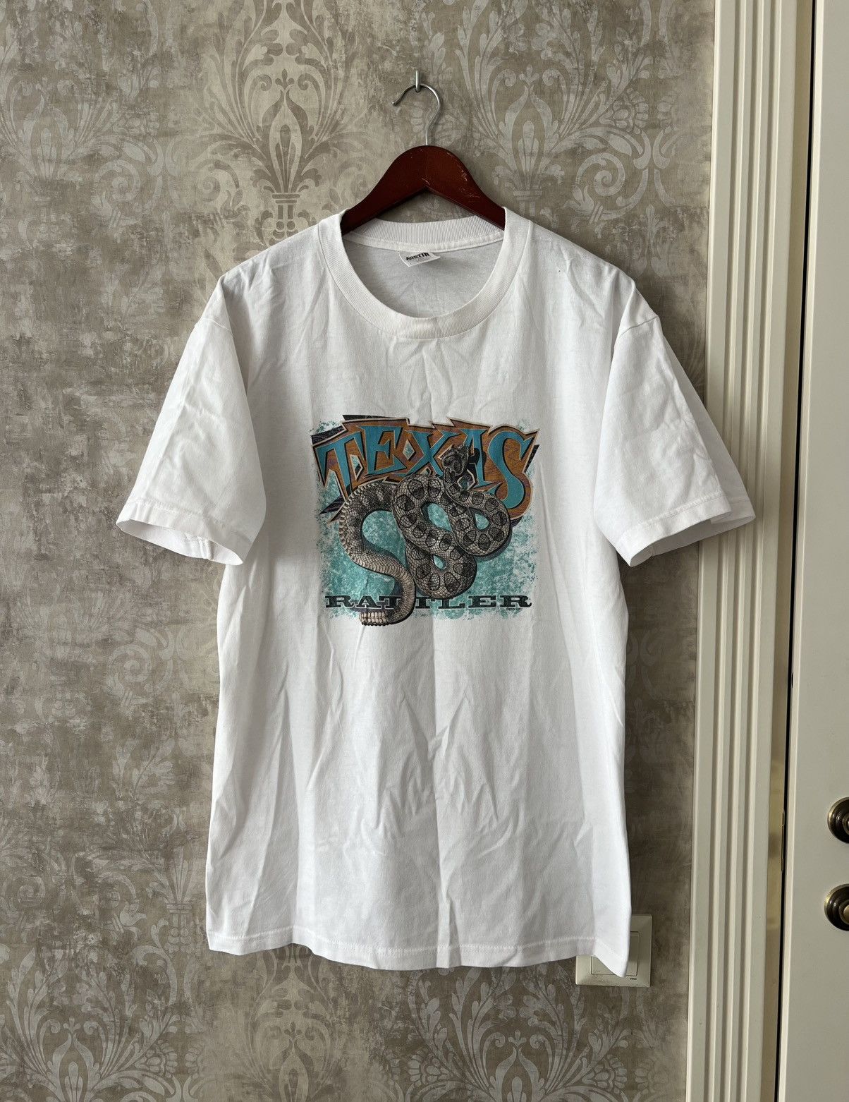 Vintage Vintage 1997 Texas Rattler T-Shirt Tee AUSTIN Size US L / EU 52-54 / 3 - 1 Thumbnail