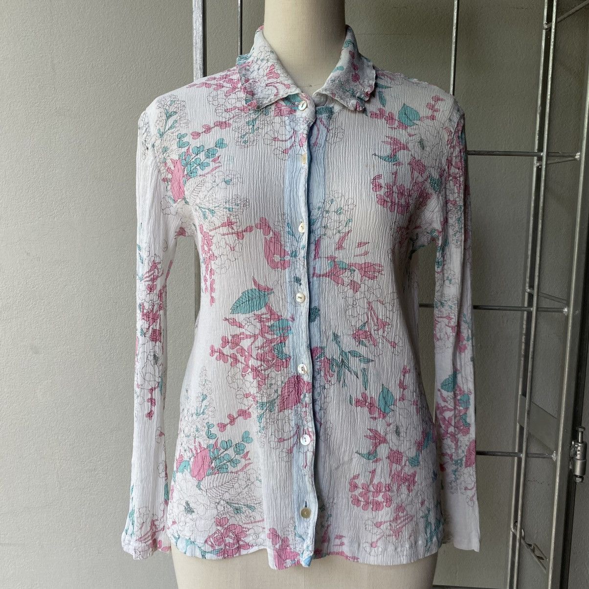 Tsumori Chisato Tsumori Chisato White Floral Print Long Sleeve Blouse Size XS / US 0-2 / IT 36-38 - 1 Thumbnail