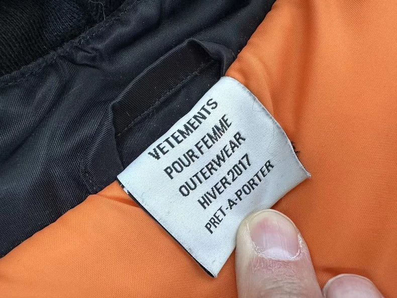 Vetements Vetements 17AW Archive Five Pointed Star Bomber Hooded Cot Size US S / EU 44-46 / 1 - 4 Thumbnail