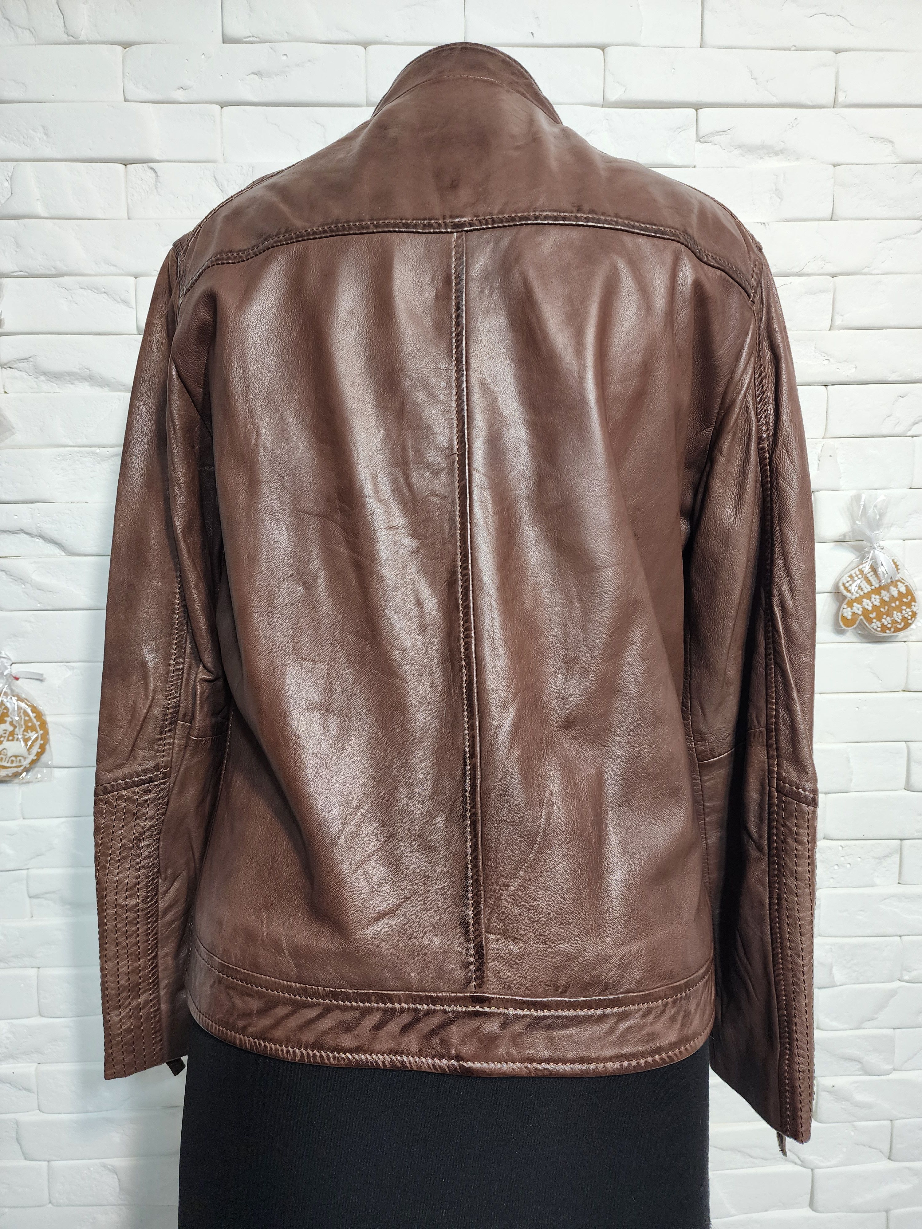 Other Brown Leather Jacket: Men's Zippered Bomber with Pockets Size US M / EU 48-50 / 2 - 4 Thumbnail