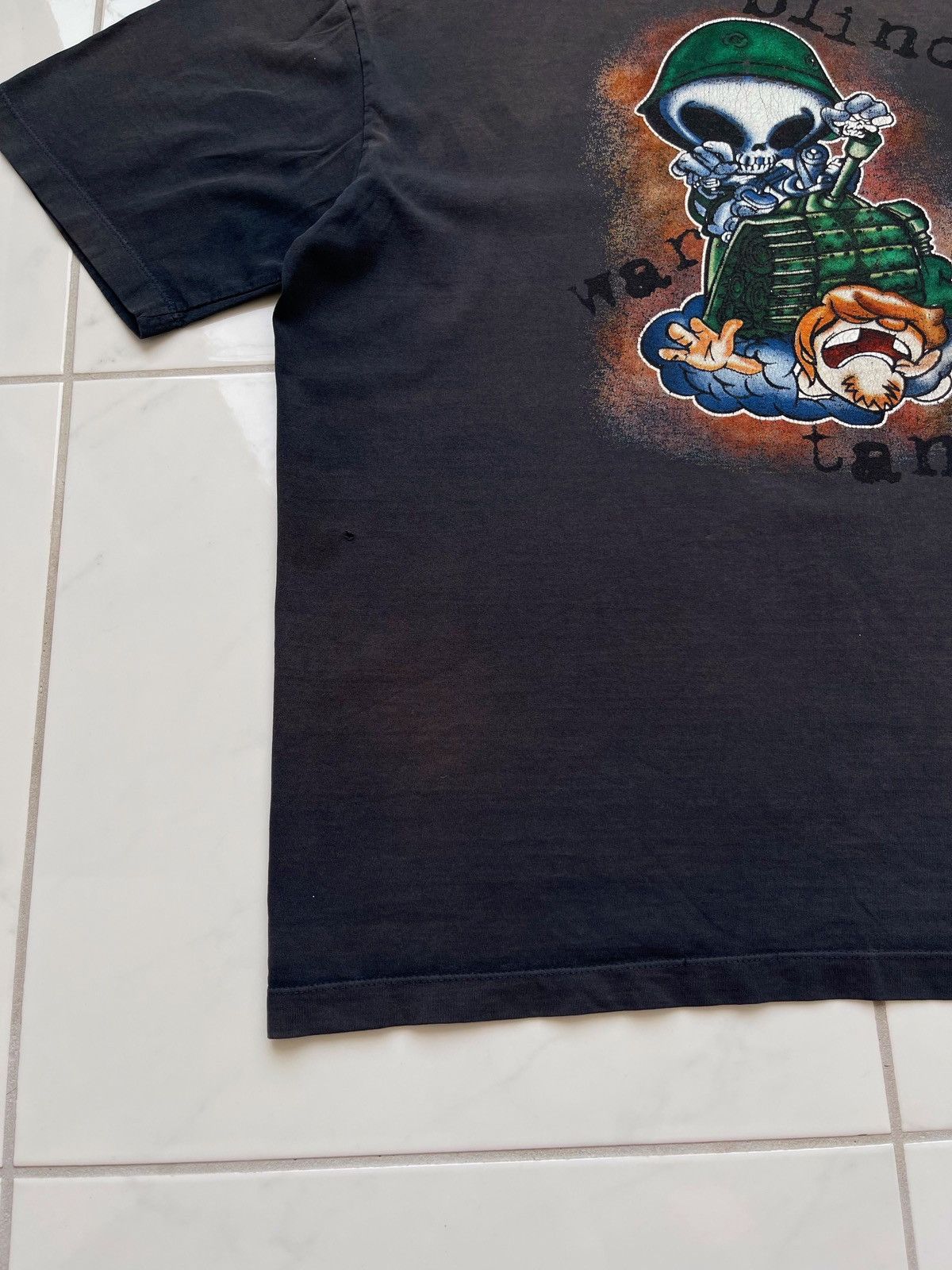 Girl Skateboards × Hook-Ups × Vintage VINTAGE TRASHED TEE BLIND SKATEBOARDS 90’S FADED Size US L / EU 52-54 / 3 - 5 Thumbnail