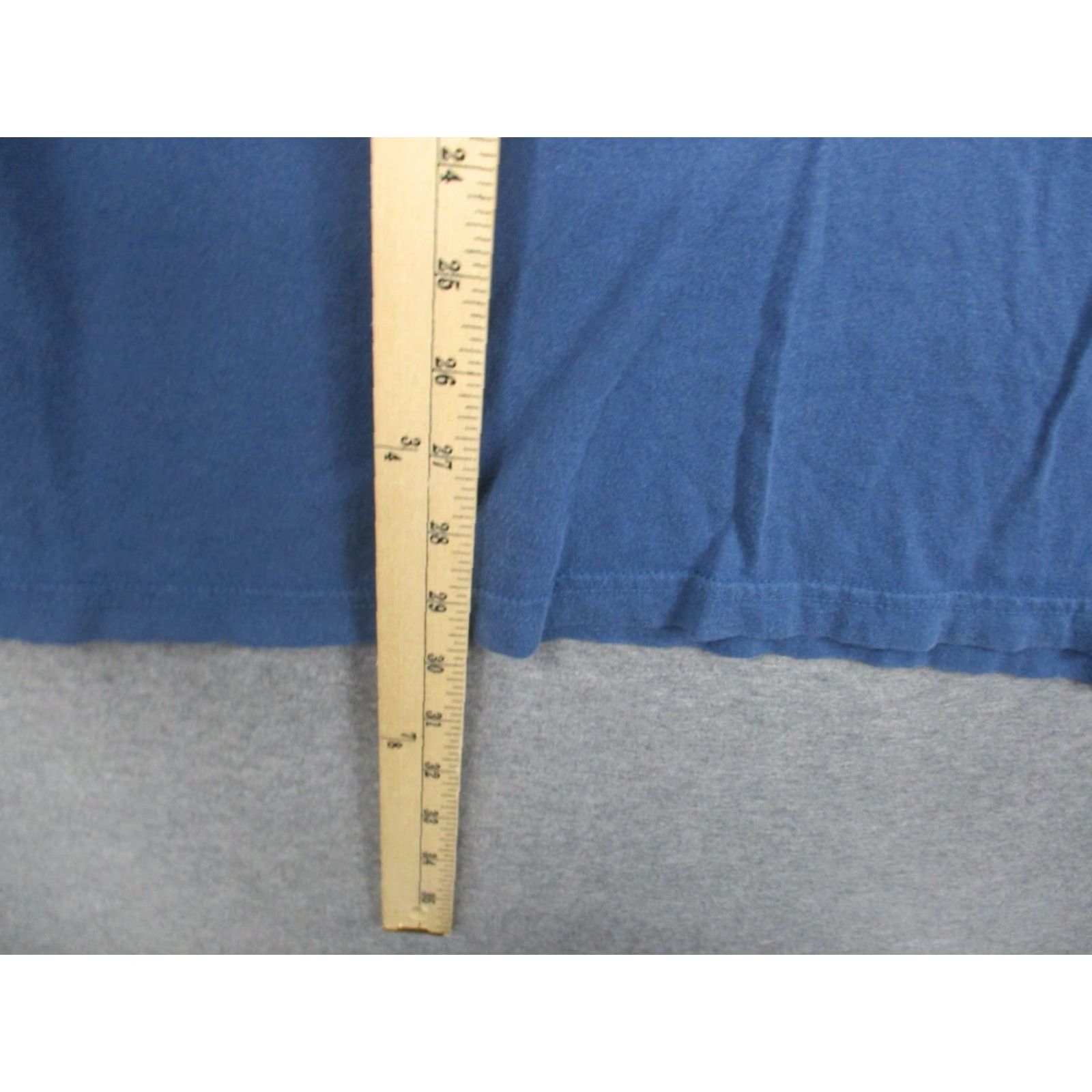 Patagonia VINTAGE Patagonia Shirt XL Adult Blue Slim USA Made USA Slim Short Sleeve Crew Neck Cotton T-Shirt Women Size XL / US 12-14 / IT 48-50 - 4 Thumbnail