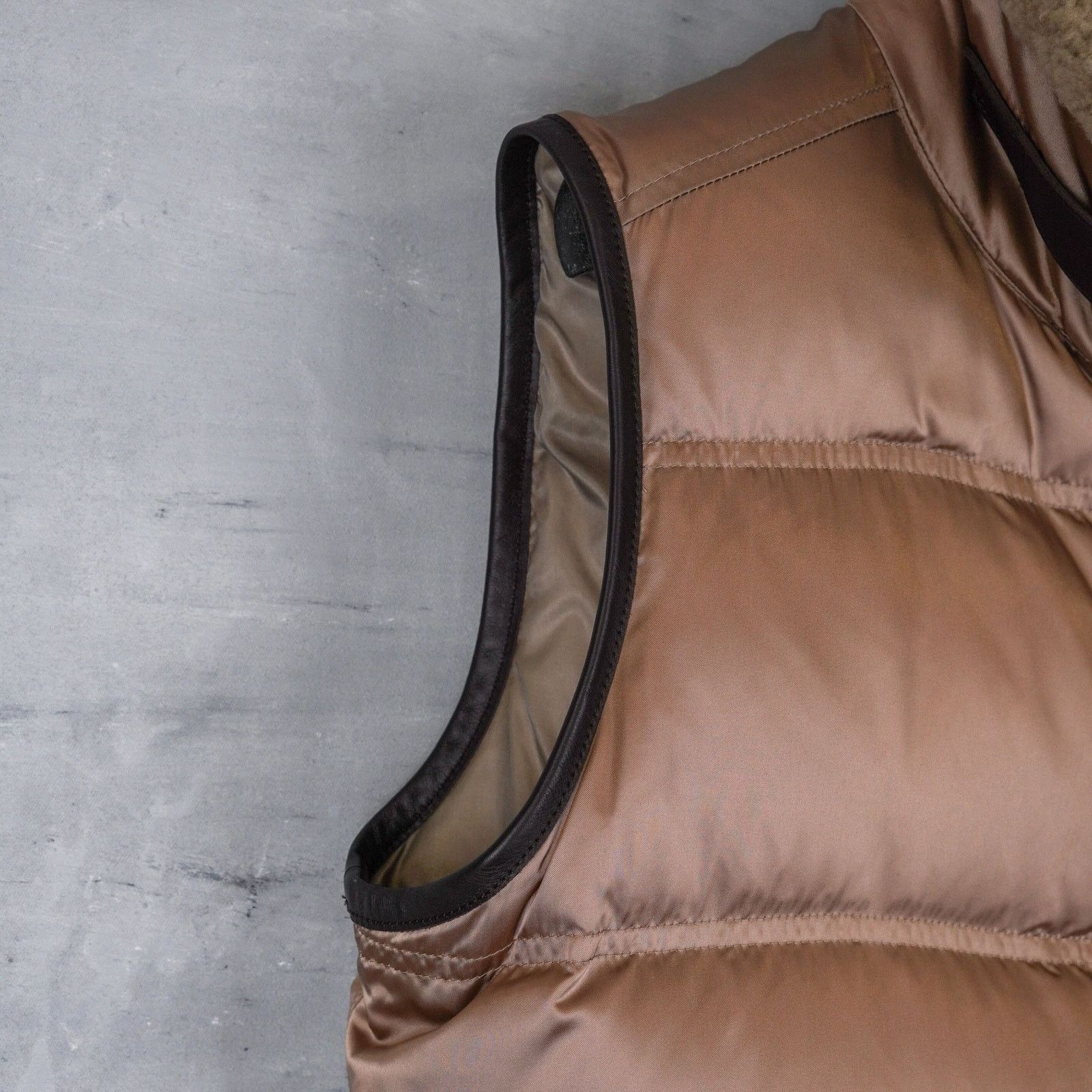 Prada Vintage prada brown nylon womens down puffer vest jacket Size M / US 6-8 / IT 42-44 - 9 Thumbnail