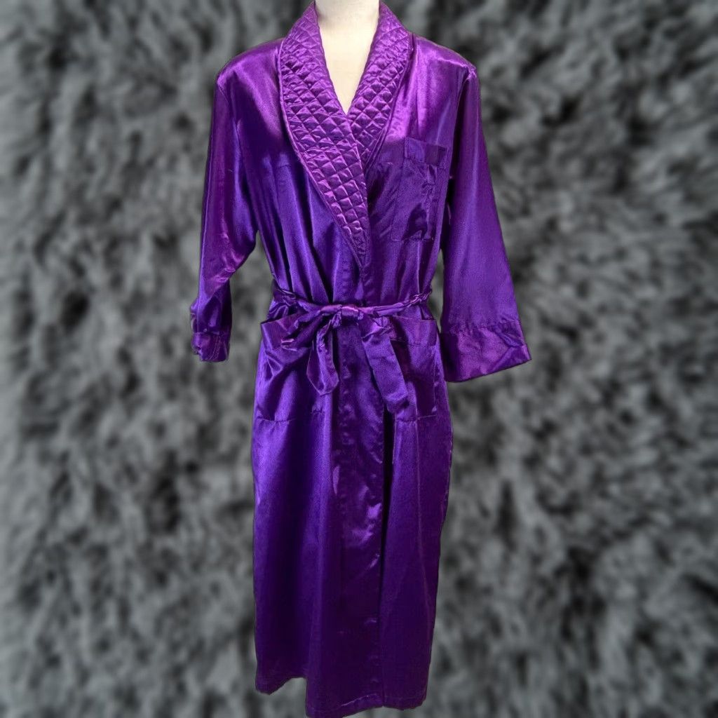 Victoria's Secret VINTAGE Victoria's Secret Purple Satin Robe Small Belted Shawl Collar Gold Label Womens Size ONE SIZE - 1 Thumbnail