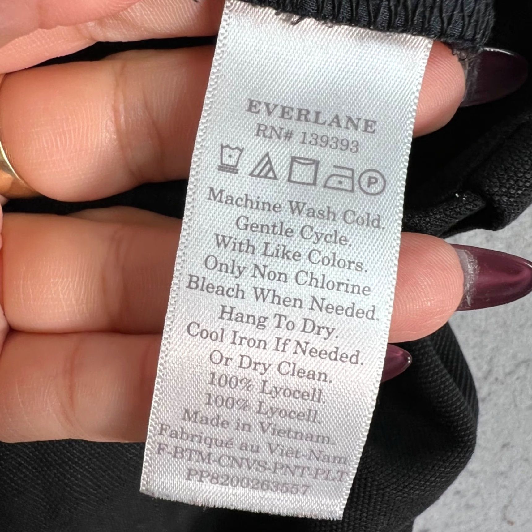 Everlane Everlane Dress Pants Womens Tapered Leg Lyocell Black Size 4 Size 27" / US 4 / IT 40 - 4 Thumbnail