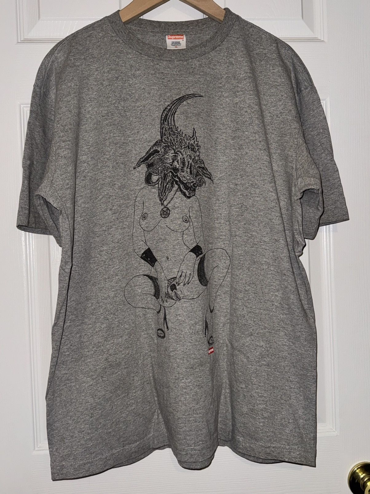 Supreme Supreme 2007 Suck my cunt tee Size US XL / EU 56 / 4 - 1 Thumbnail