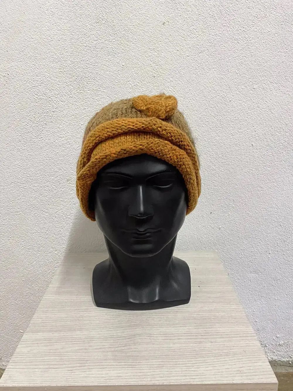 Vintage Japanese Brand Knit Beanie Hat Size ONE SIZE - 2 Thumbnail