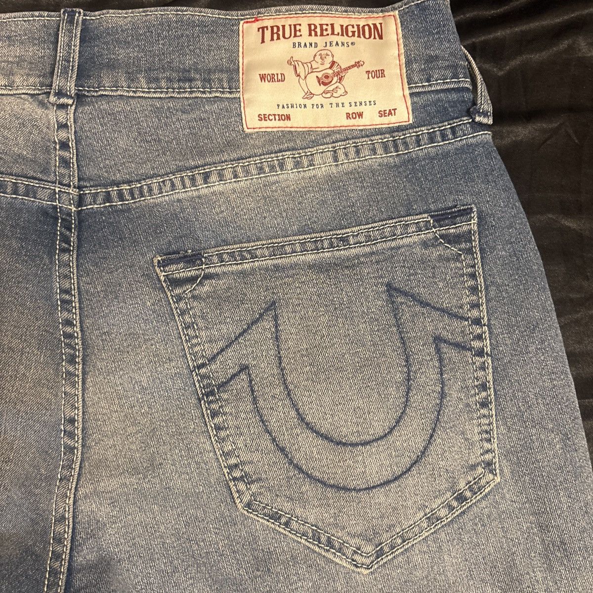 True Religion True Religion light wash denim jeans with a relaxed fit Size US 30 / EU 46 - 1 Thumbnail