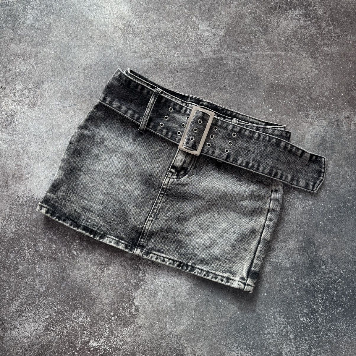 20471120 × Japanese Brand Amazing Washed Belted Mini Skirt Size 28" / US 6 / IT 42 - 2 Thumbnail