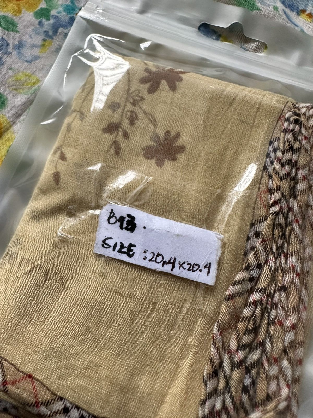 Burberry × Vintage Vintage Burberry Handkerchief/ Neckerchief/ Bandana Size ONE SIZE - 15 Thumbnail