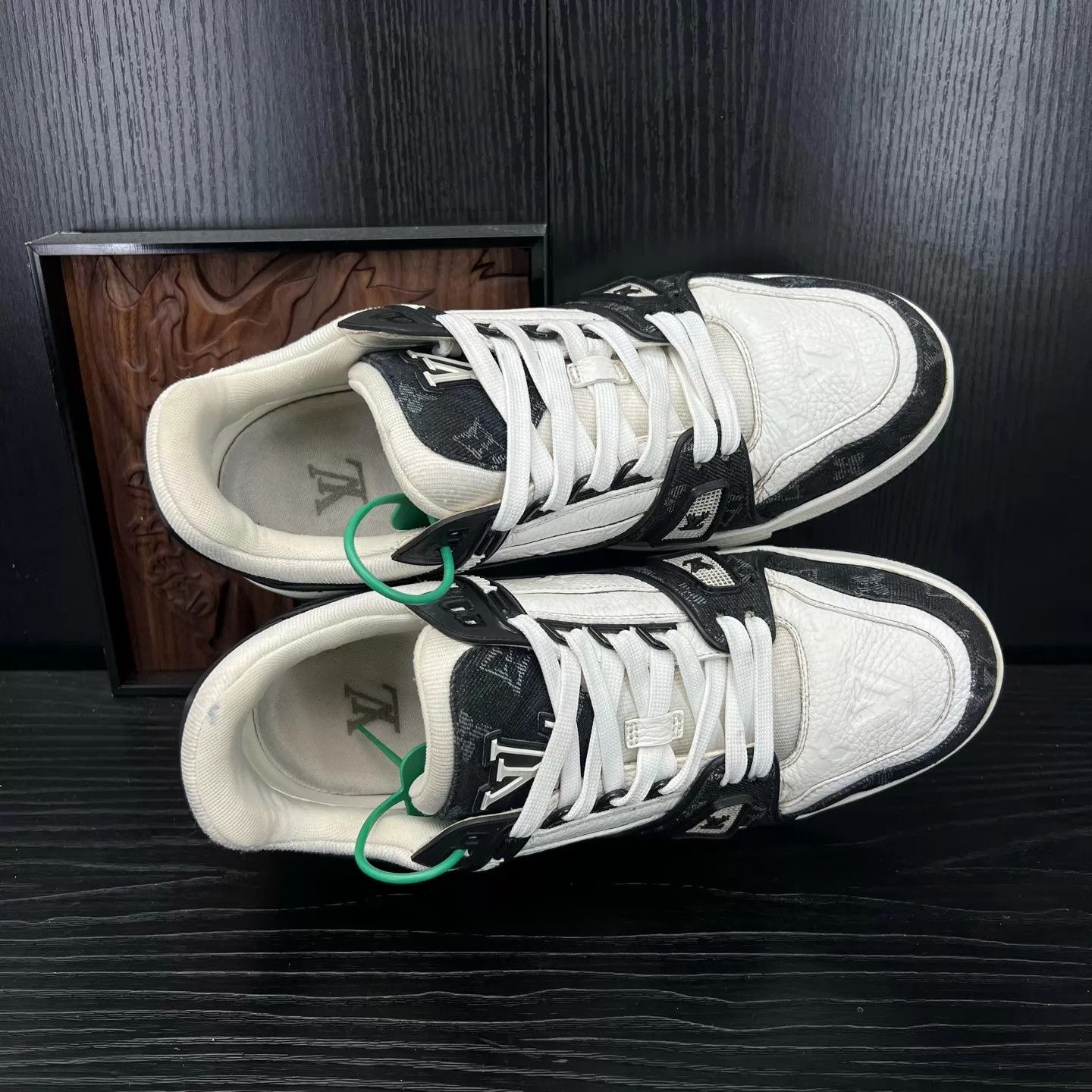 Louis Vuitton LV Trainer Black & White Denim 7.5/41.5 Size US 8.5 / EU 41-42 - 2 Thumbnail
