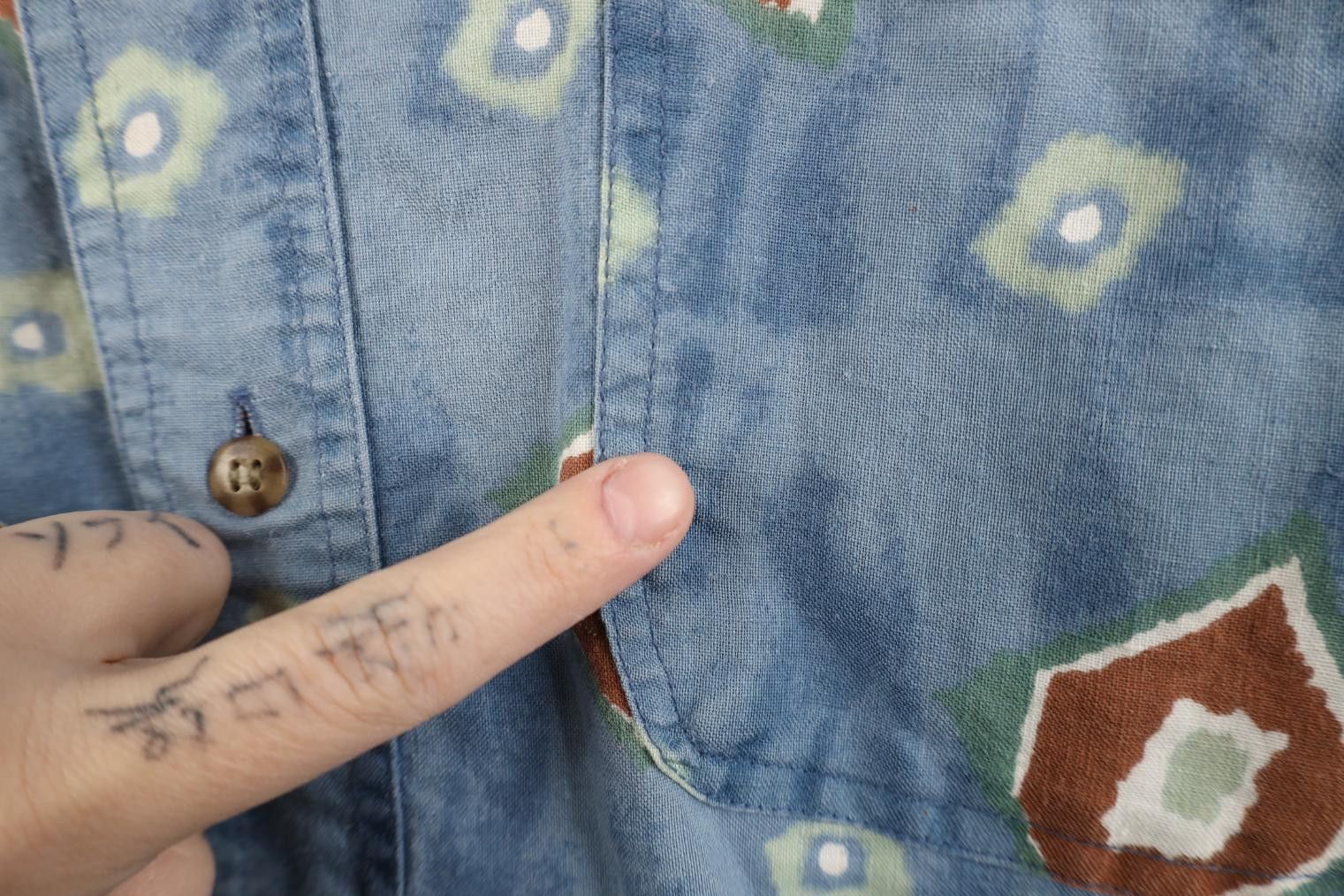 Vintage Vintage 90s Streetwear Short Sleeve Button Down Shirt Size US M / EU 48-50 / 2 - 7 Thumbnail