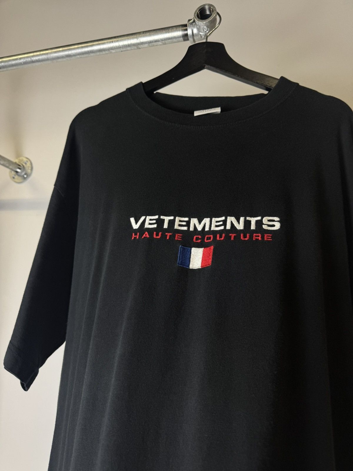 Vetements Vetements haute couture tee Size US S / EU 44-46 / 1 - 1 Thumbnail