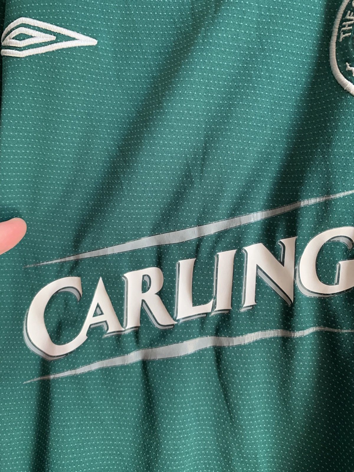 Umbro × Vintage Celtic Glasgow 2004 Away Football Shirt Vintage Umbro Soccer Size US L / EU 52-54 / 3 - 8 Thumbnail