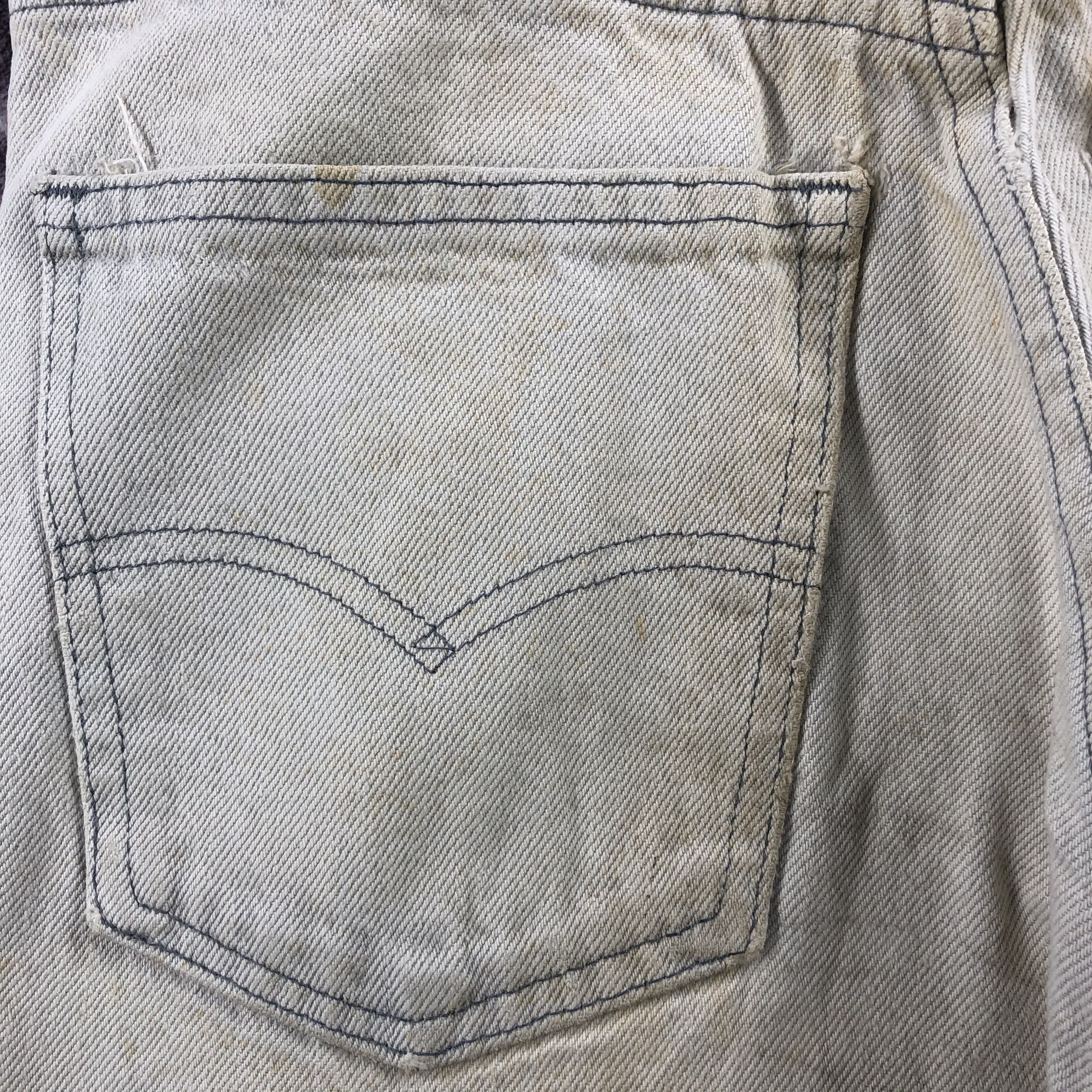 Levi's × Vintage Vintage 90s Light Wash Levis 505 Jeans-JM2464 Size US 28 / EU 44 - 8 Thumbnail