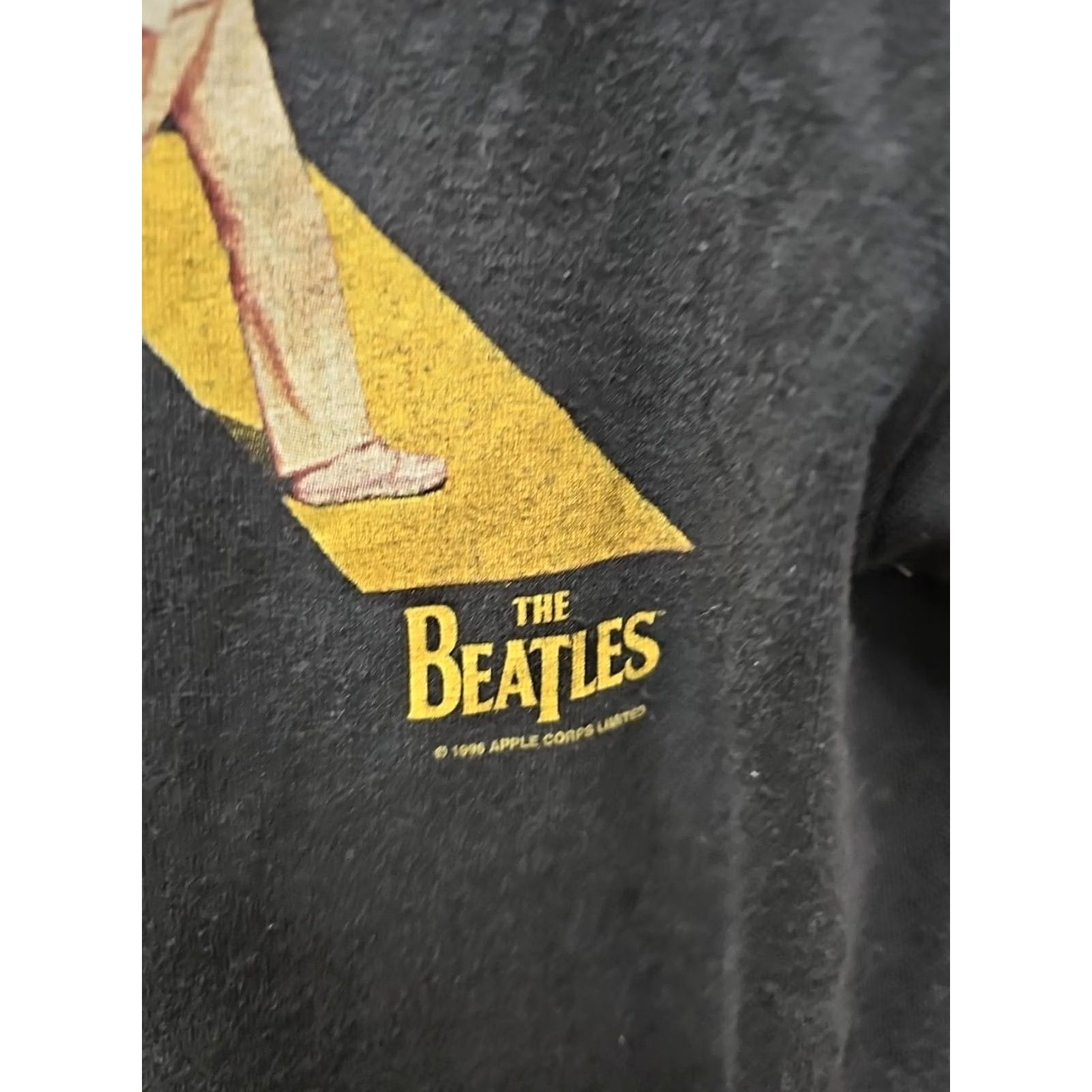 Apple VINTAGE The Beatles T-Shirt Abbey Road 1996 Apple Corps Double Sided Club 13 Large Mens Black 90s Band Music Shirt Size US L / EU 52-54 / 3 - 4 Thumbnail