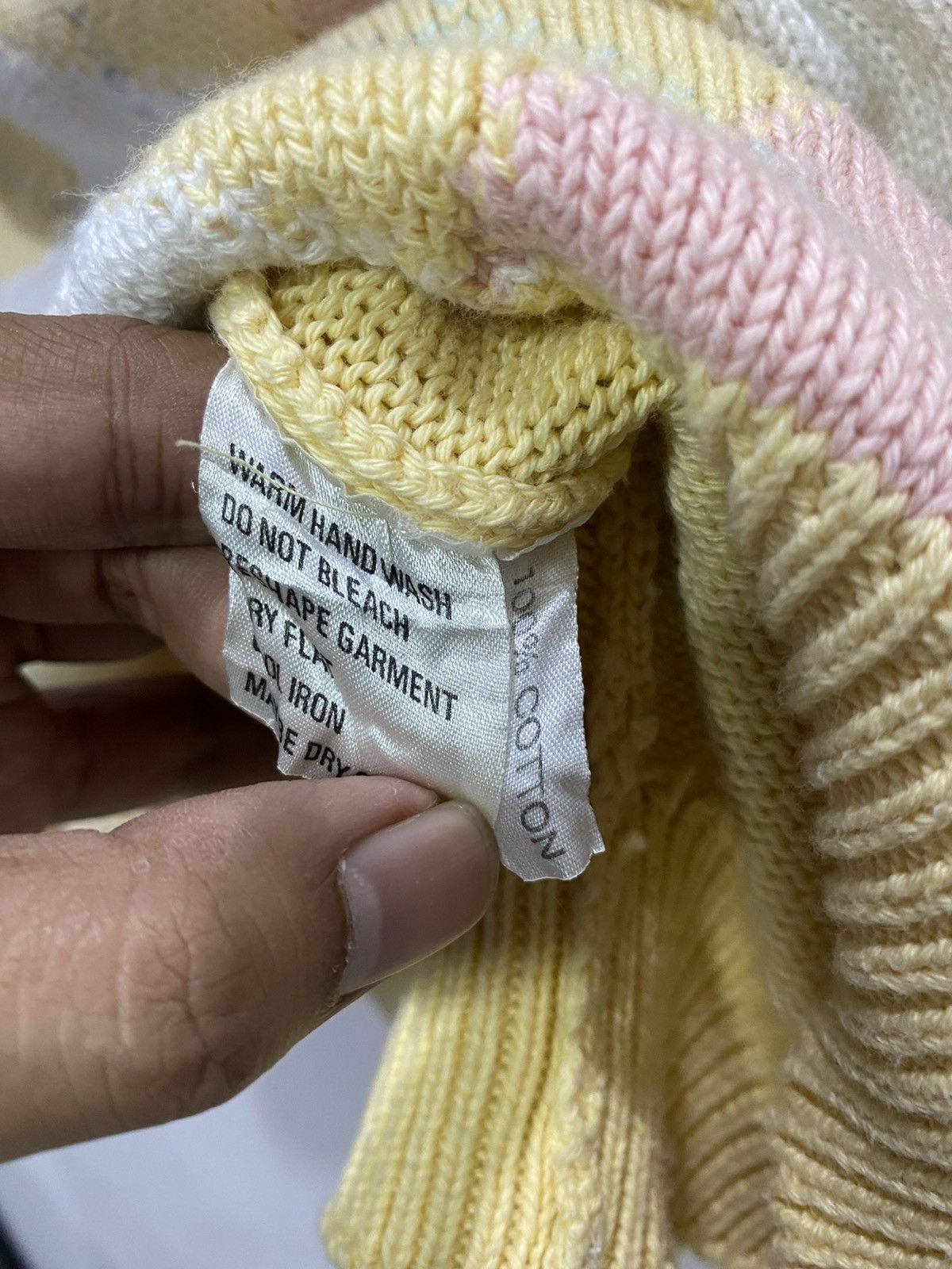 Burberry Vintage burberry knitwear Size US XL / EU 56 / 4 - 5 Thumbnail