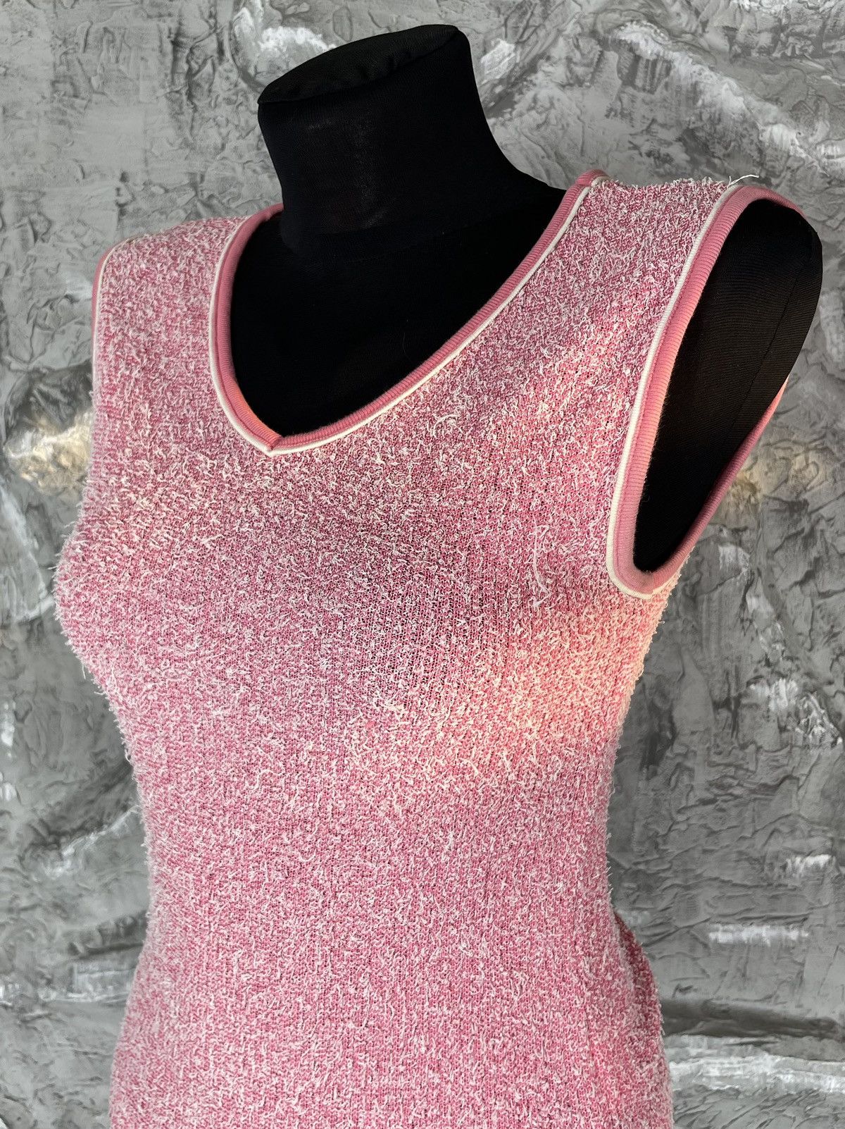 Miss Sixty Vintage Miss Sixty Y2K Fluffy Pink Tank Top Grunge 2000s Vib Size S / US 4 / IT 40 - 5 Thumbnail