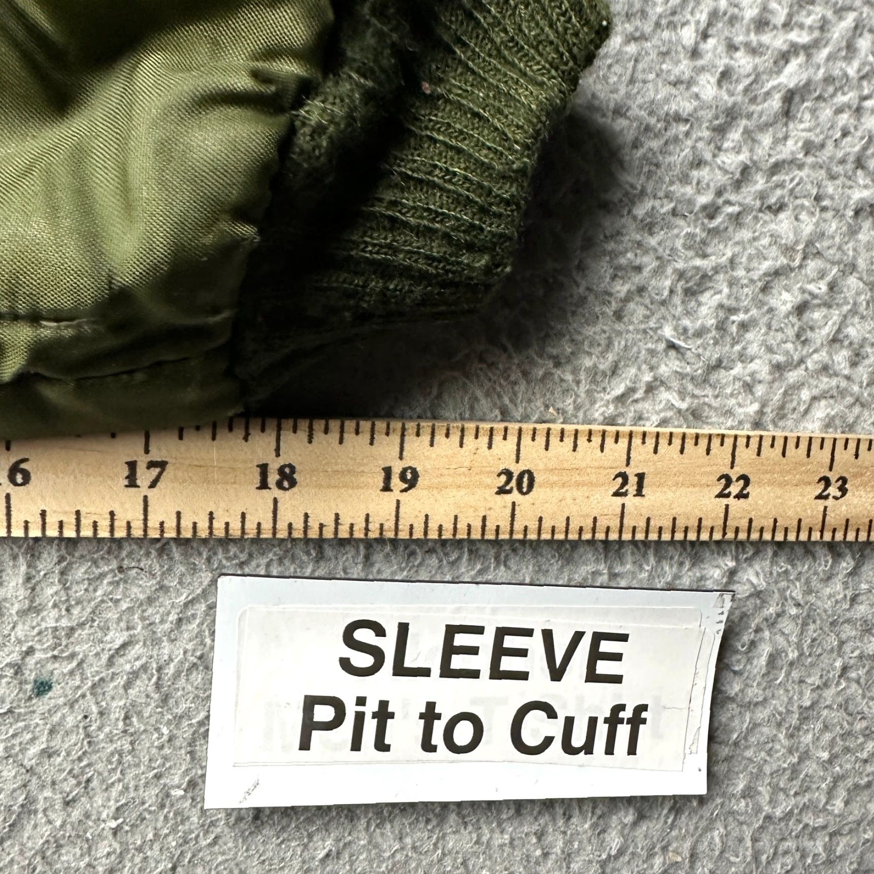 Vintage VINTAGE Zero Zone Military Jacket XL Men Green Quilted Insulated Mid-Length Full Zip Pockets Size US XL / EU 56 / 4 - 6 Thumbnail