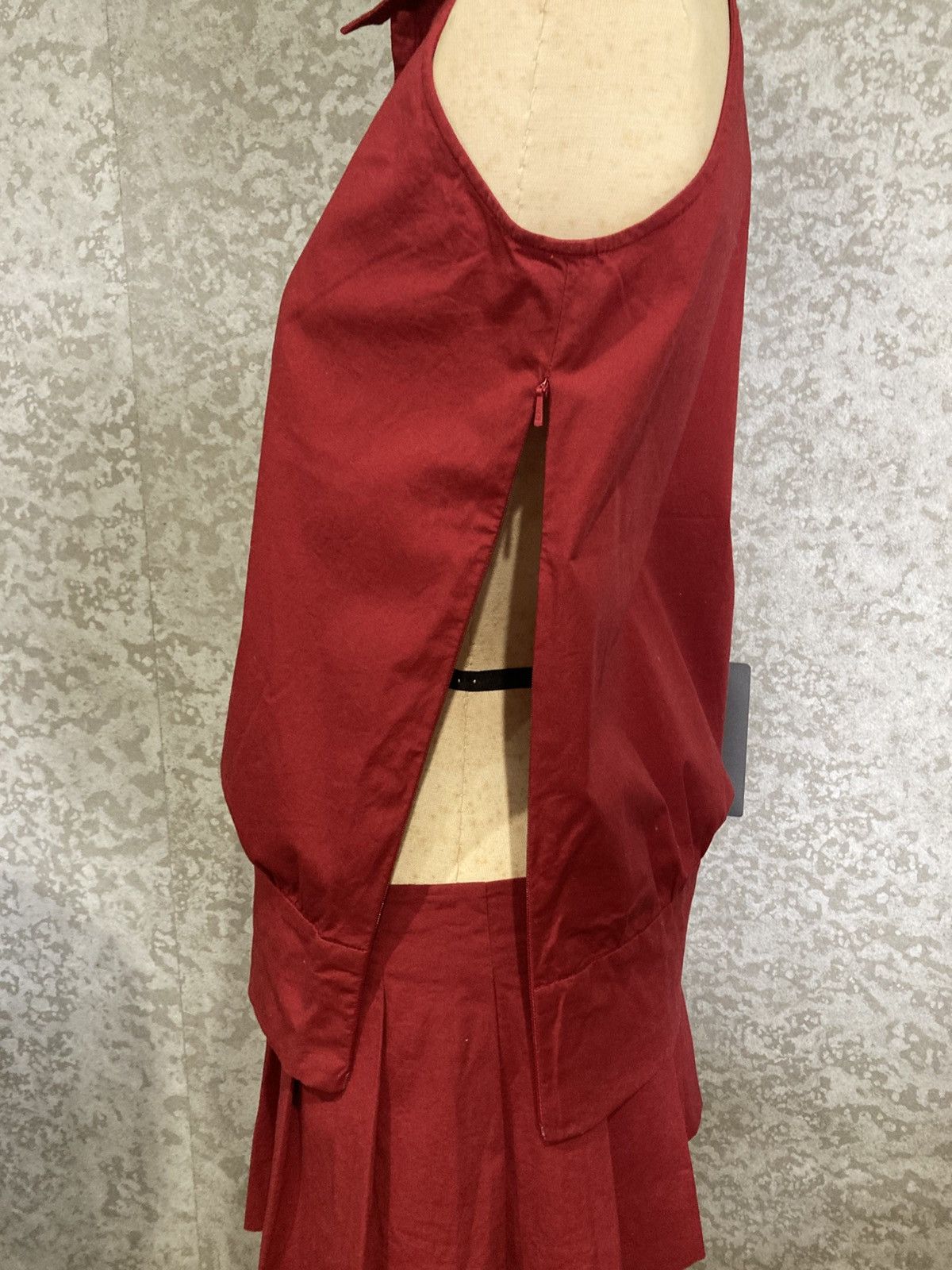Japanese Brand 2000s Runway Deep Red Sleeveless Collar Top Y2K Size S / US 4 / IT 40 - 5 Thumbnail