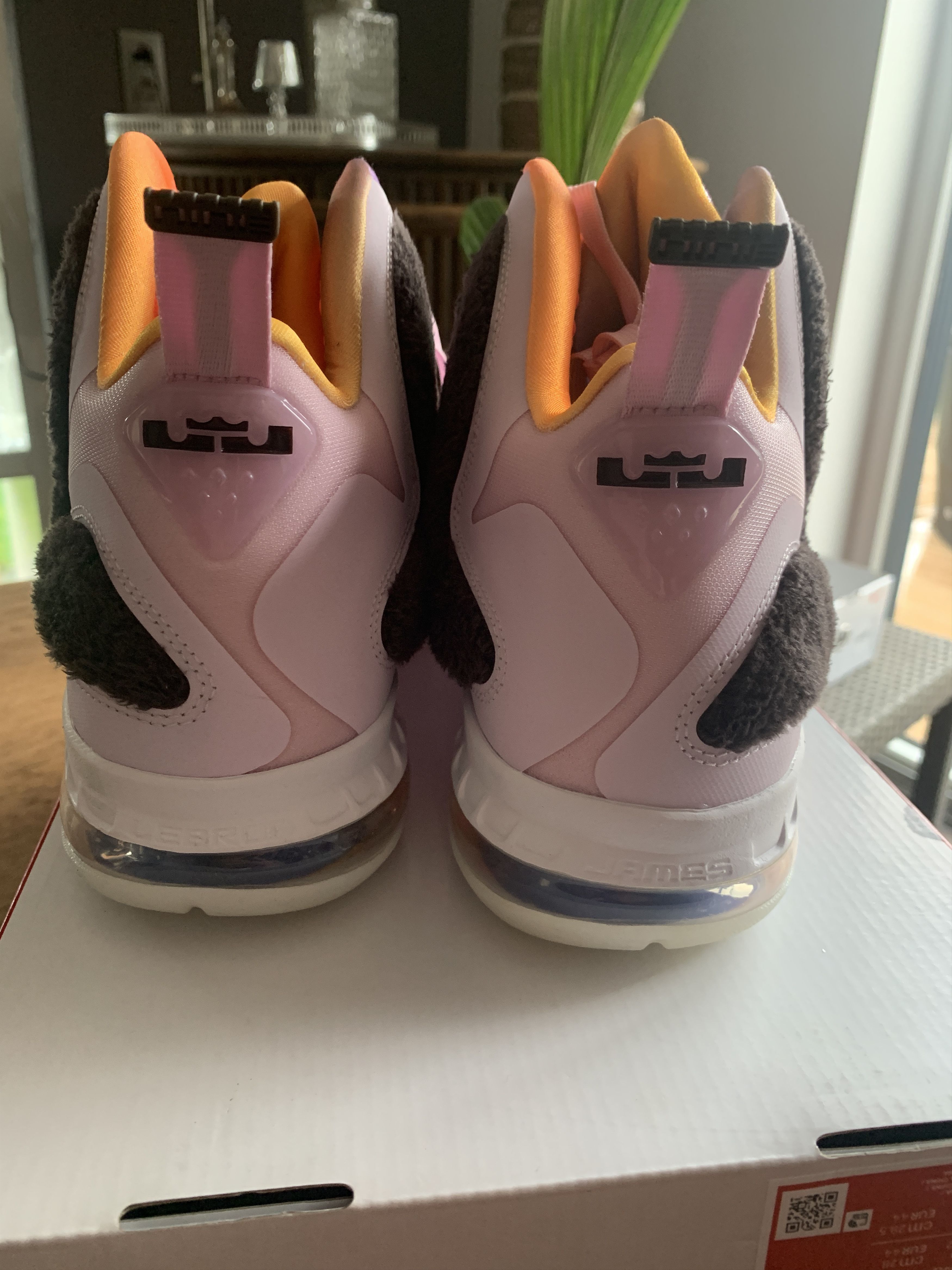 Nike NIKE LEBRON IX 10 US sneakers new 100% authentiques NO BOX Size US 10 / EU 43 - 5 Thumbnail