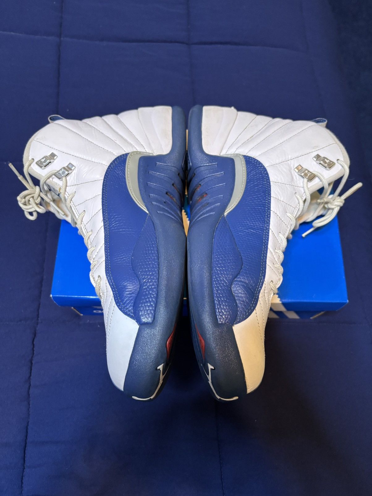 Jordan Brand Jordan 12 Retro French Blue 2016 Size 12 Size US 12 / EU 45 - 4 Thumbnail