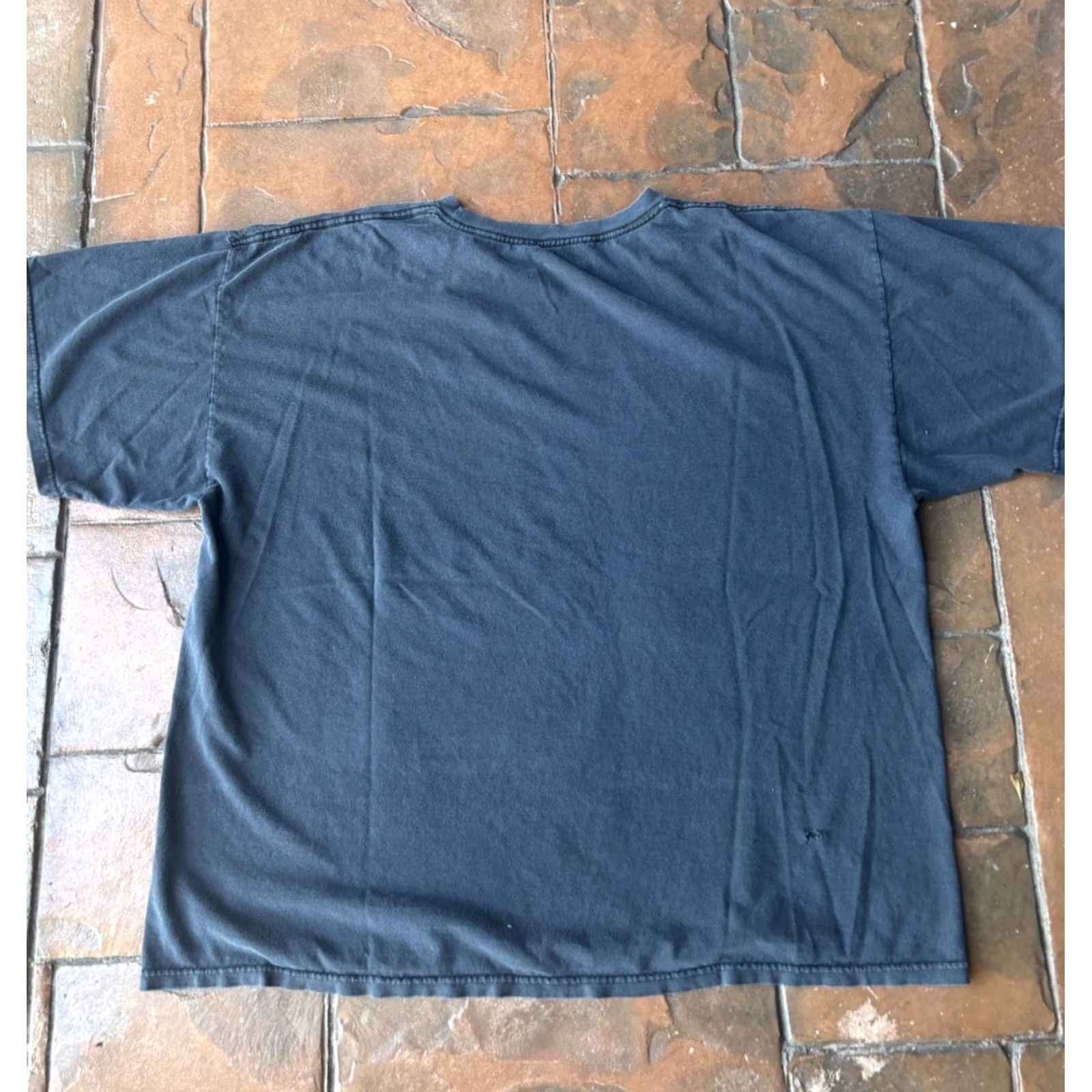 Vintage Y2K Mass Effect 3 Video Game Promo T-Shirt XL Graphic Size US XL / EU 56 / 4 - 3 Thumbnail