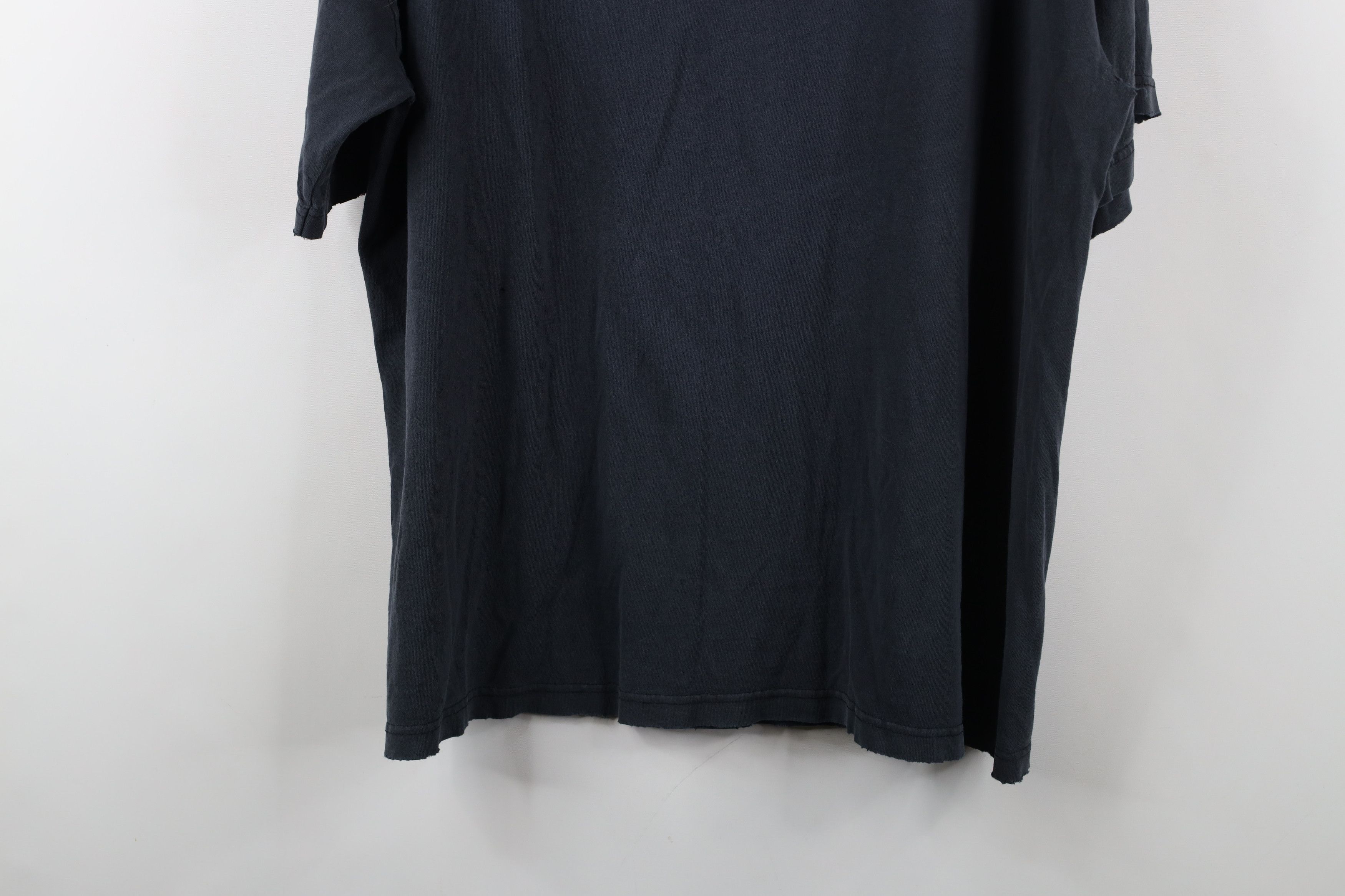 Vintage Vintage 90s Winterland Guitar Jimi Hendrix Band T-Shirt USA Size US XXL / EU 58 / 5 - 15 Thumbnail