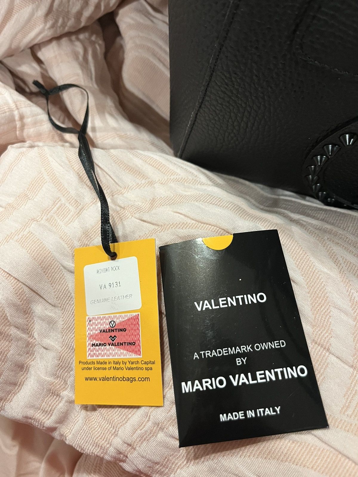 Mario Valentino Valentino Black Studded Premium Leather Handbag/Purse Size ONE SIZE - 4 Thumbnail