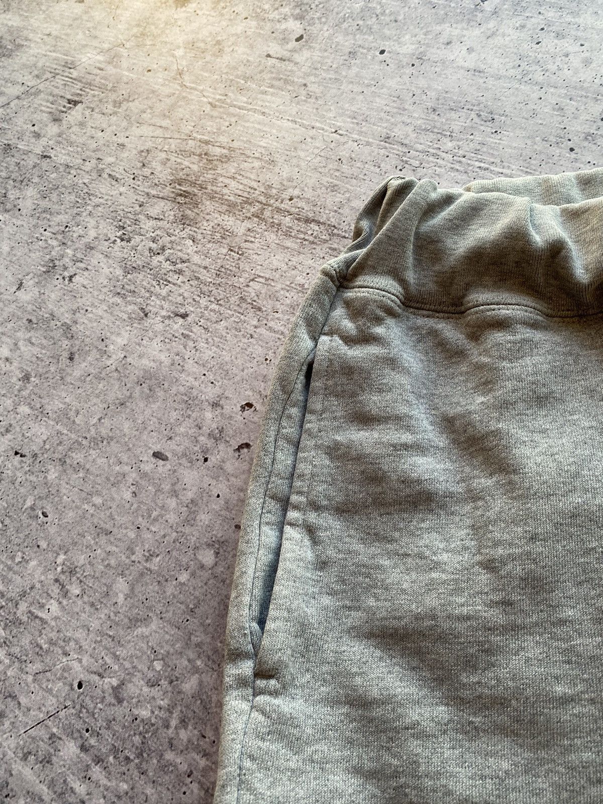 Bape Bape Shark Sweat Shorts Grey Large Size US 36 / EU 52 - 6 Thumbnail